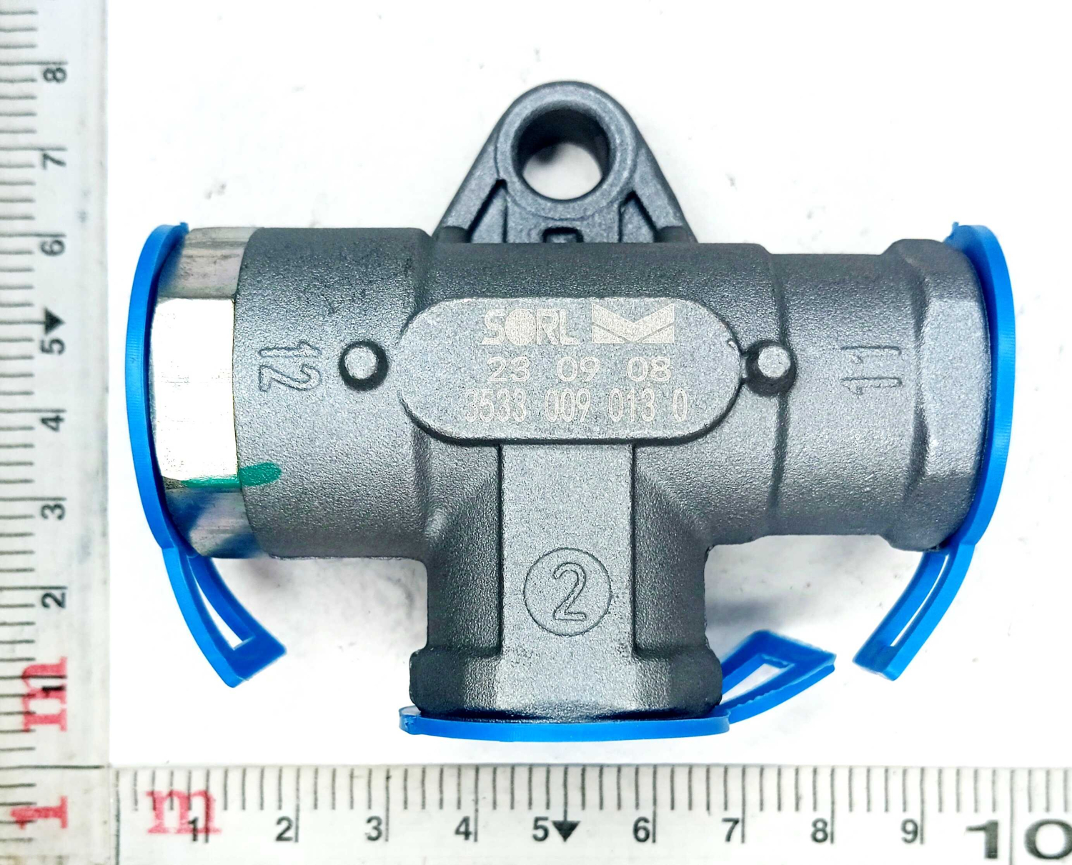 Клапан двухмагистральный КАМАЗ, МАЗ, УРАЛ, ЛИАЗ, НЕФАЗ, ЗИЛ перепускной / SORL