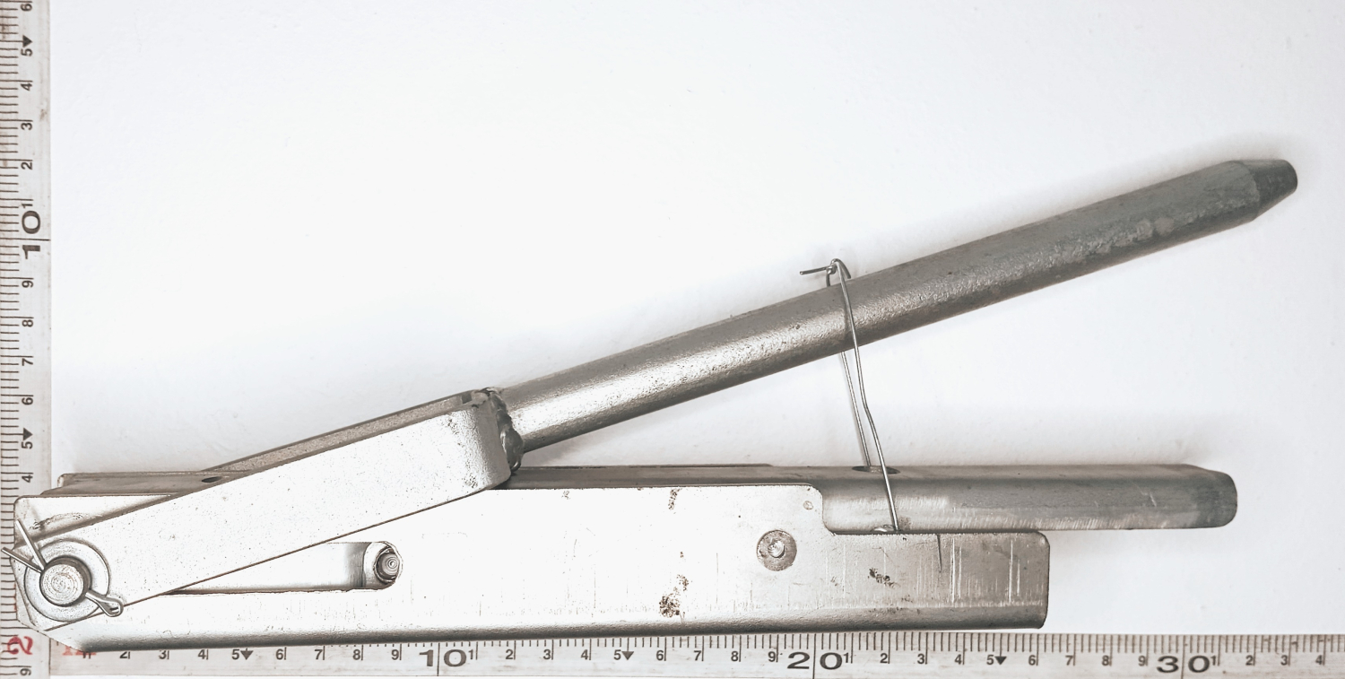 Запор борта 53215