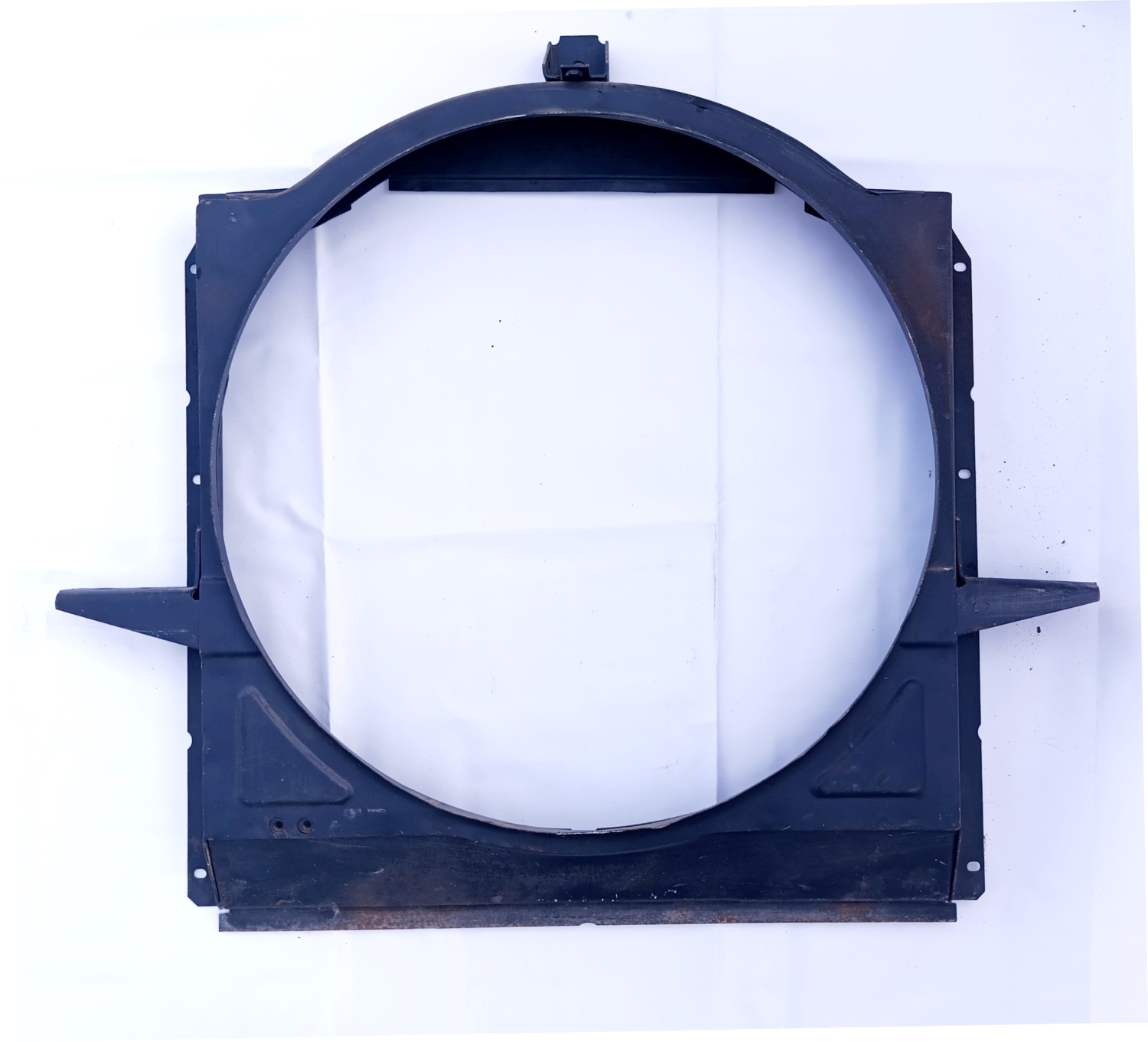 Кожух радиатора (диффузор)