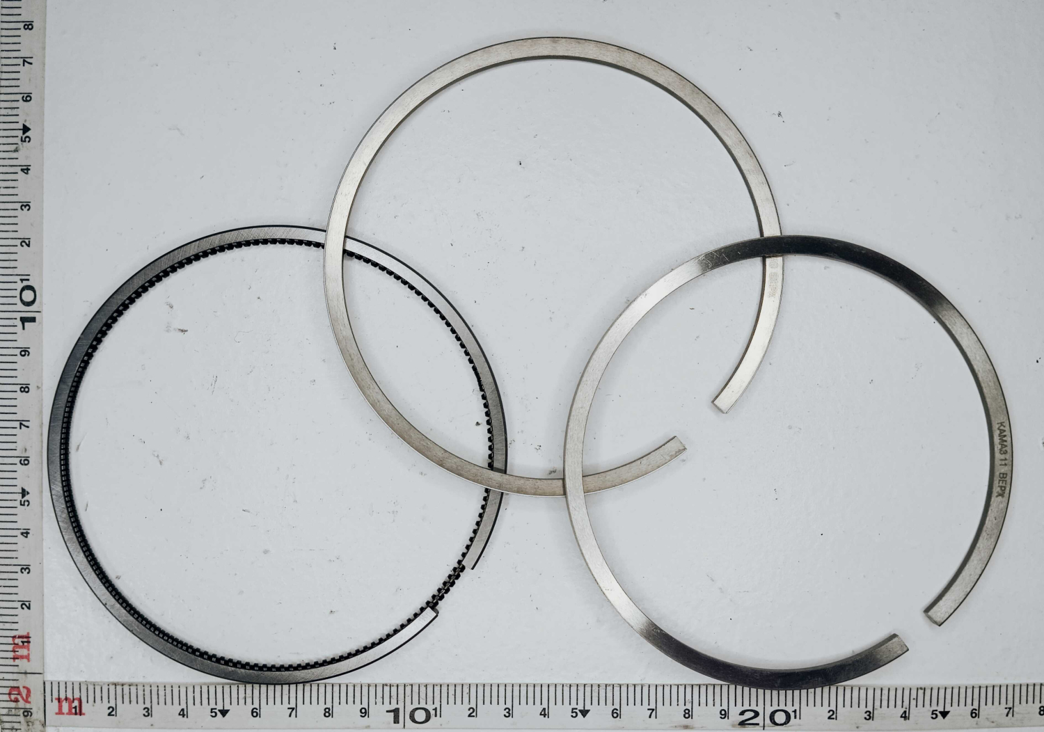 Комплект поршневых колец черно-белых на 1 поршень (мск 5 мм) / ЗАВОД