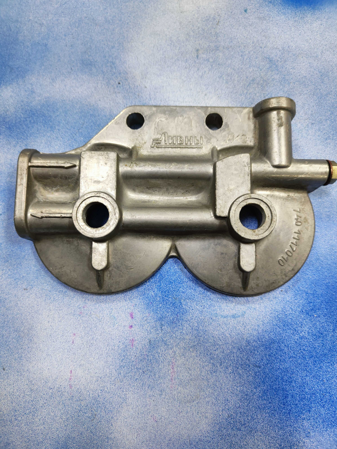 Крышка топливного фильтра в сборе