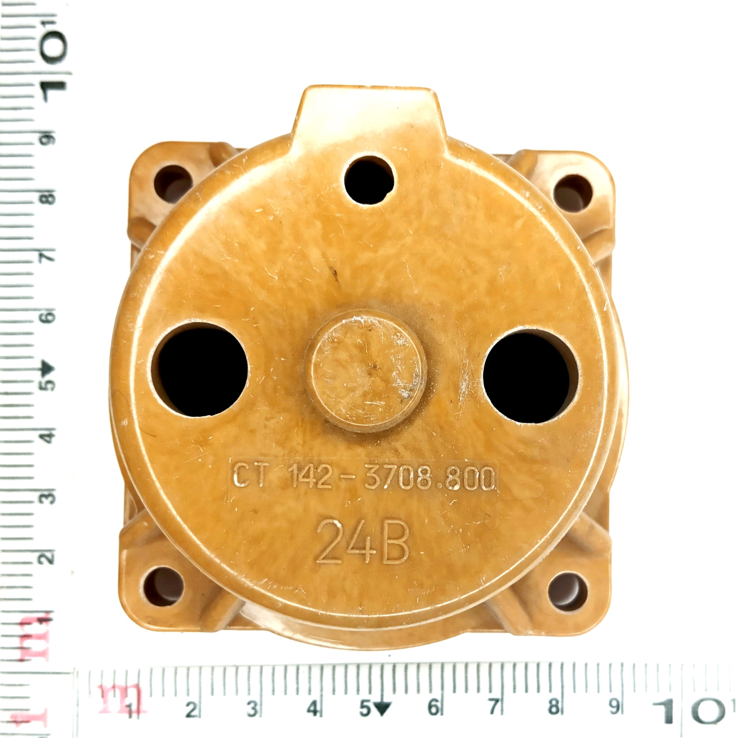 Крышка реле втягивающего (завод)