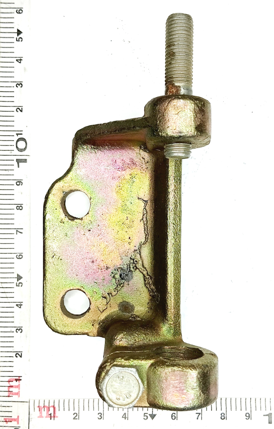 Кронштейн генератора 273