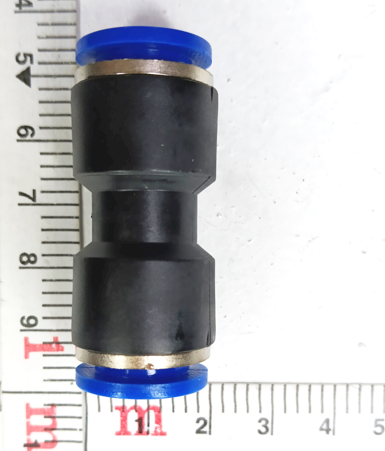 Фитинг прямой 12 мм