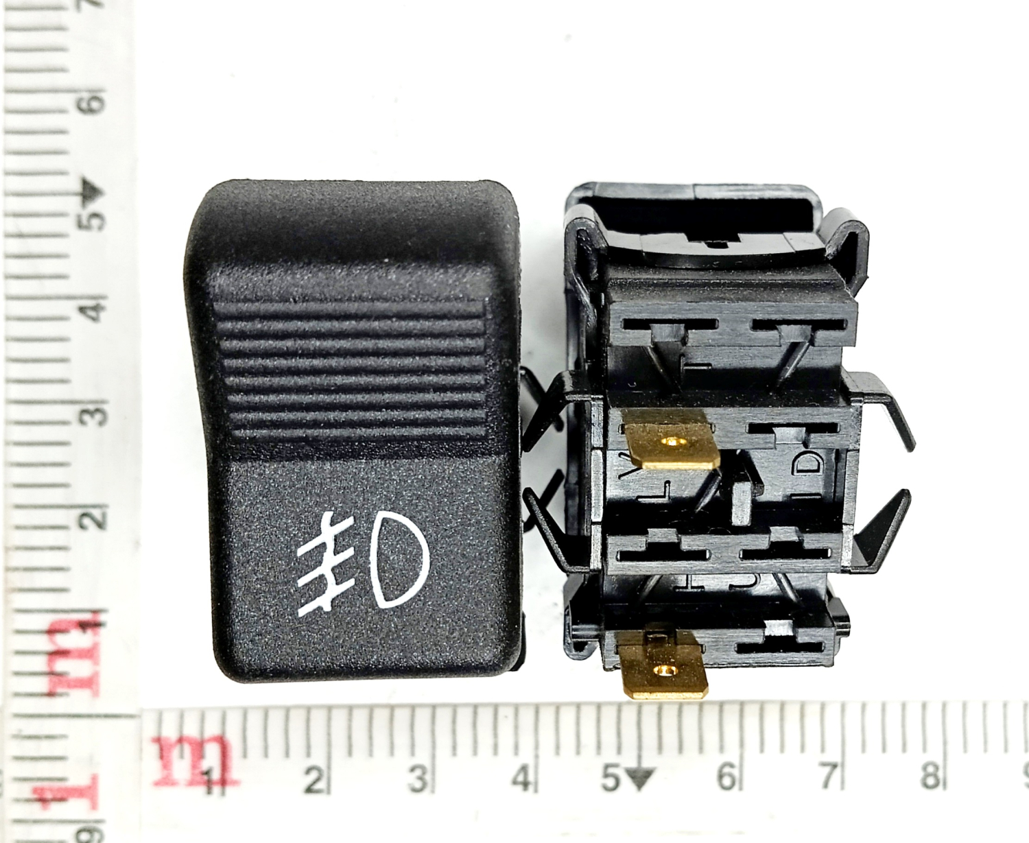Клавиша противотуманных фар КАМАЗ, ГАЗ, ВАЗ, УАЗ 12/24 В ВК 343-01.03