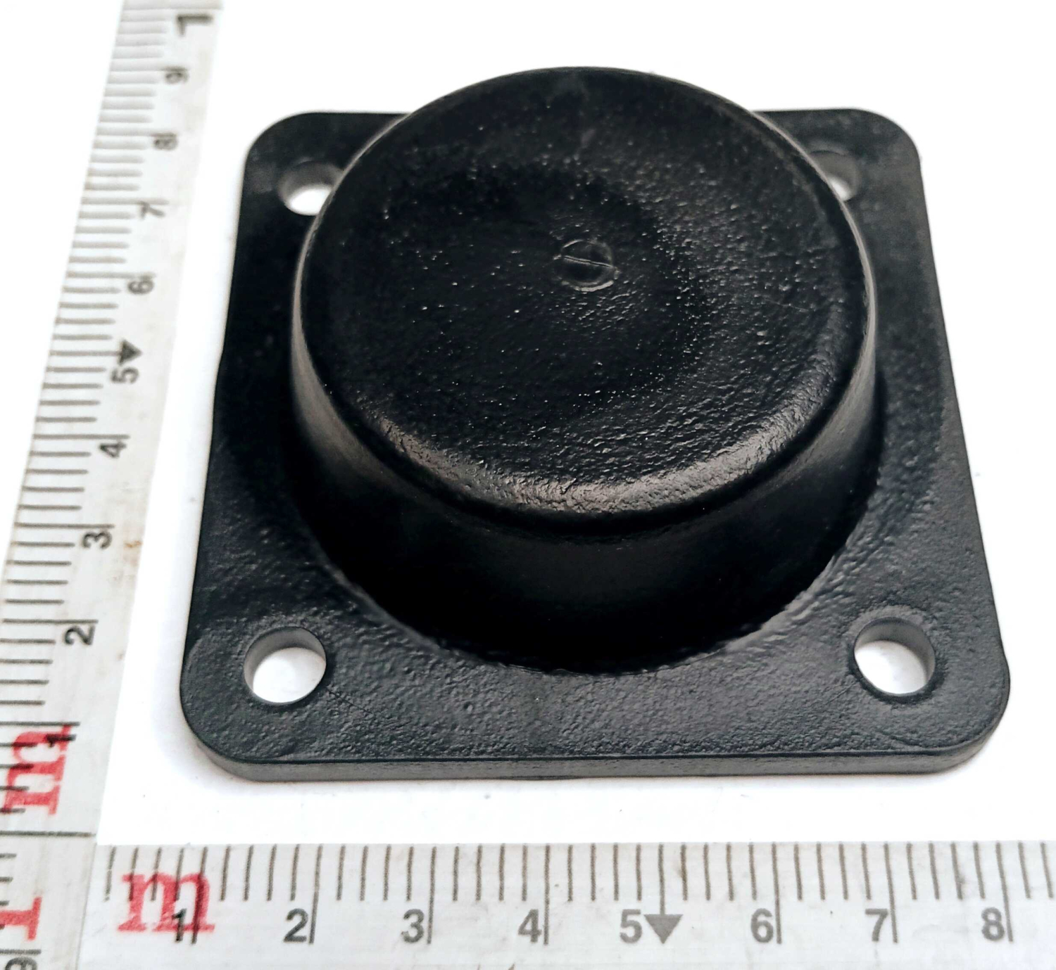 Крышка шкворня верхняя 6520