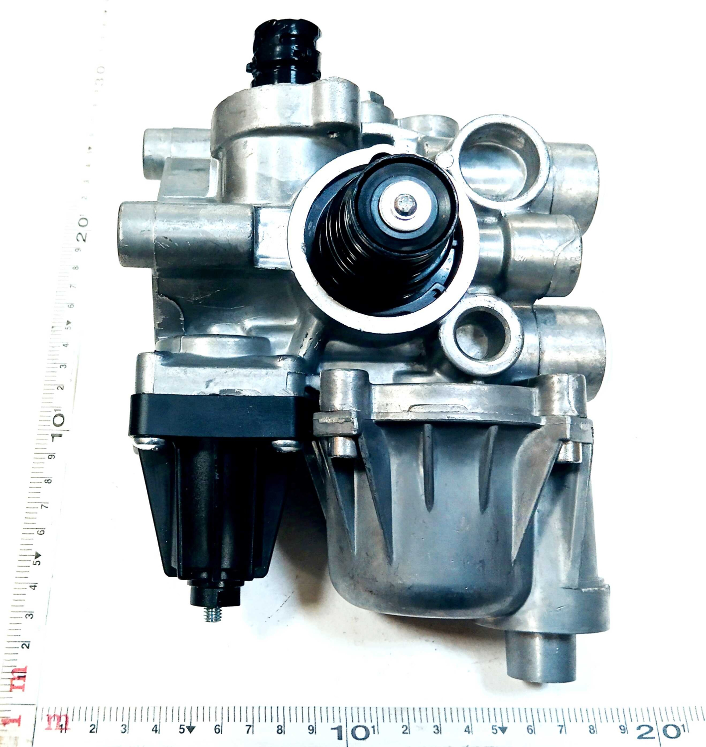 Корпус осушителя воздуха а/м КАМАЗ, НЕФАЗ с РДВ 24В / TRUCKMARK