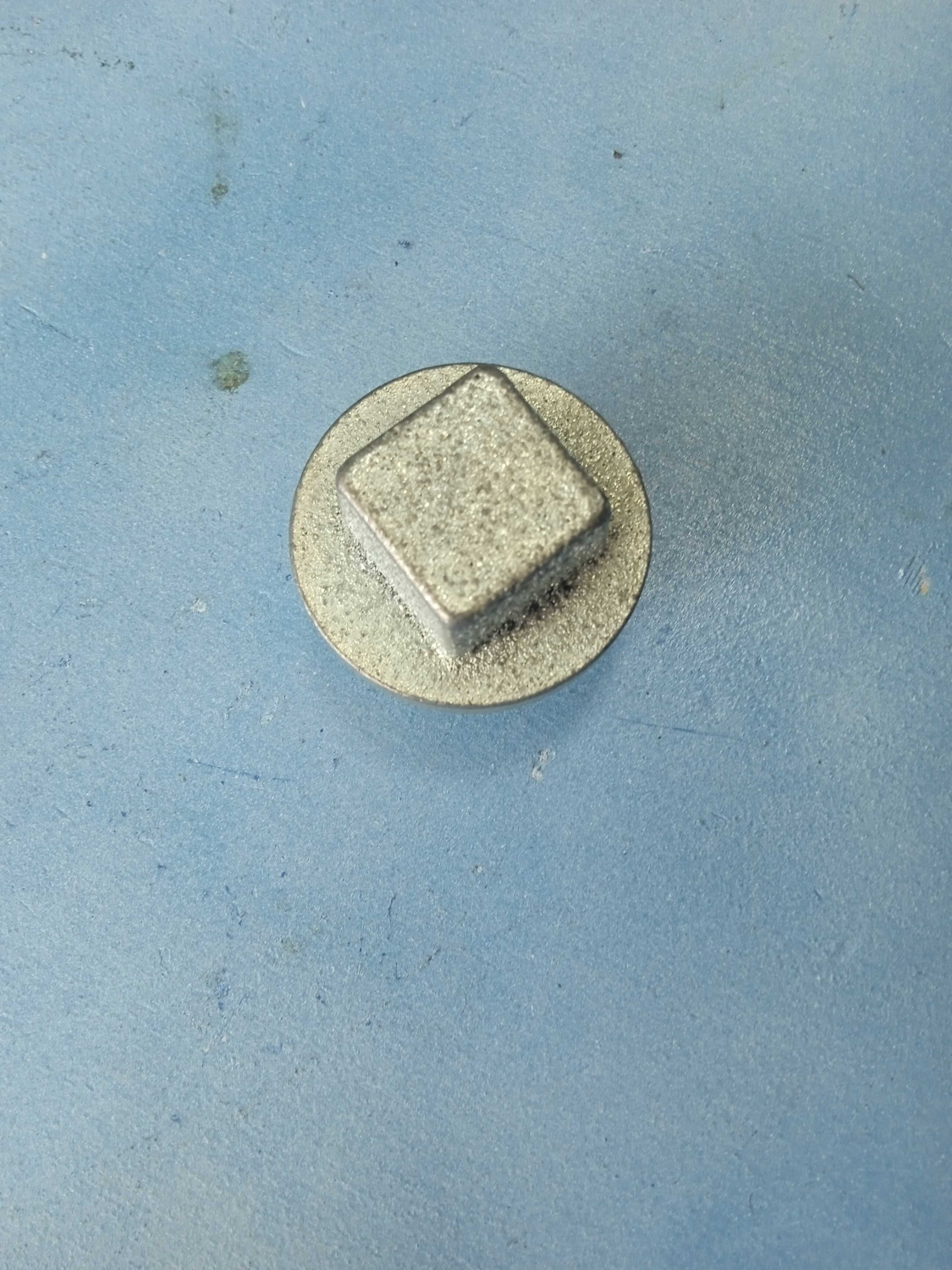 Пробка редуктора нового образца малая