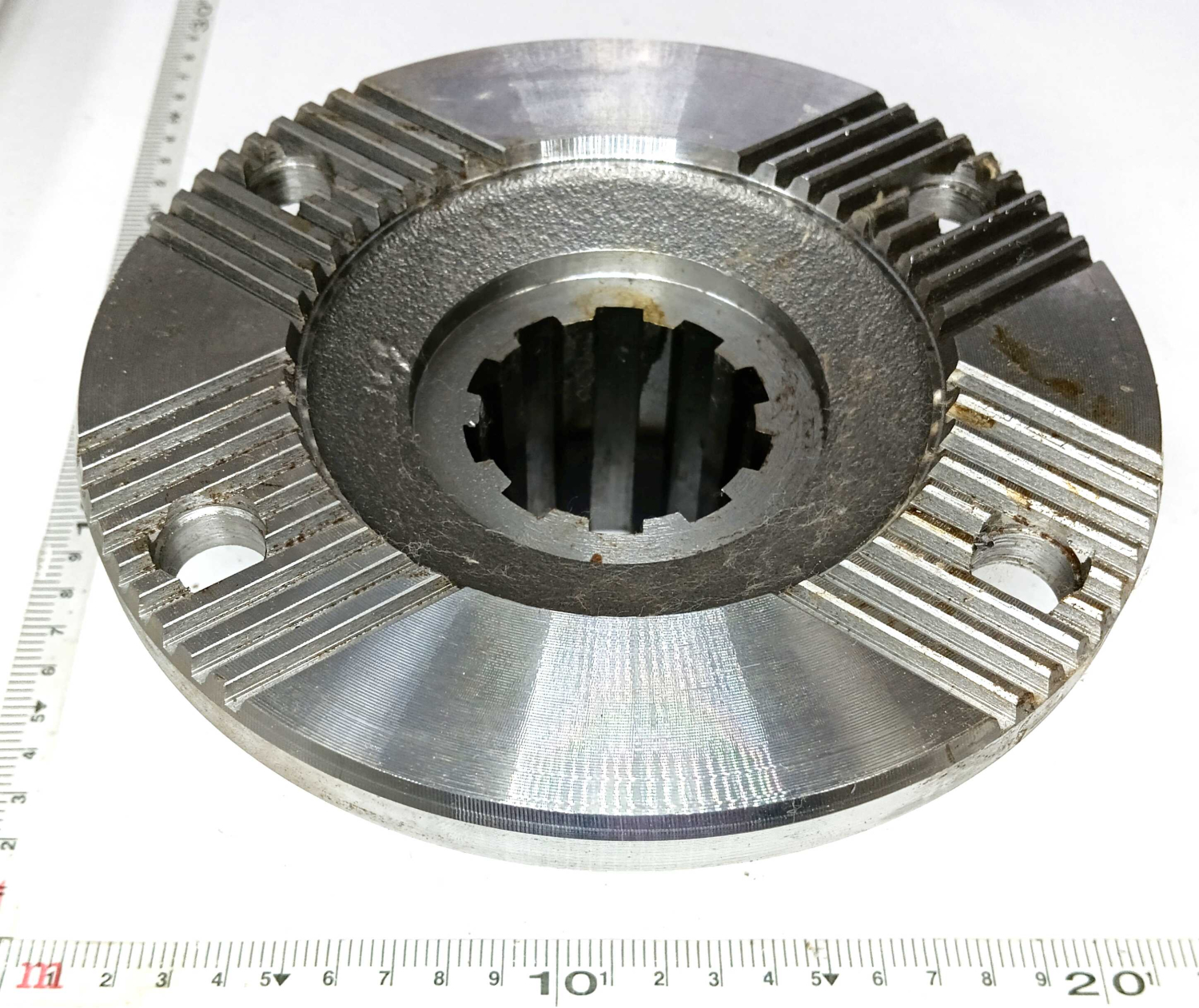 Фланец КПП-142 (с насечкой по 4 болта)