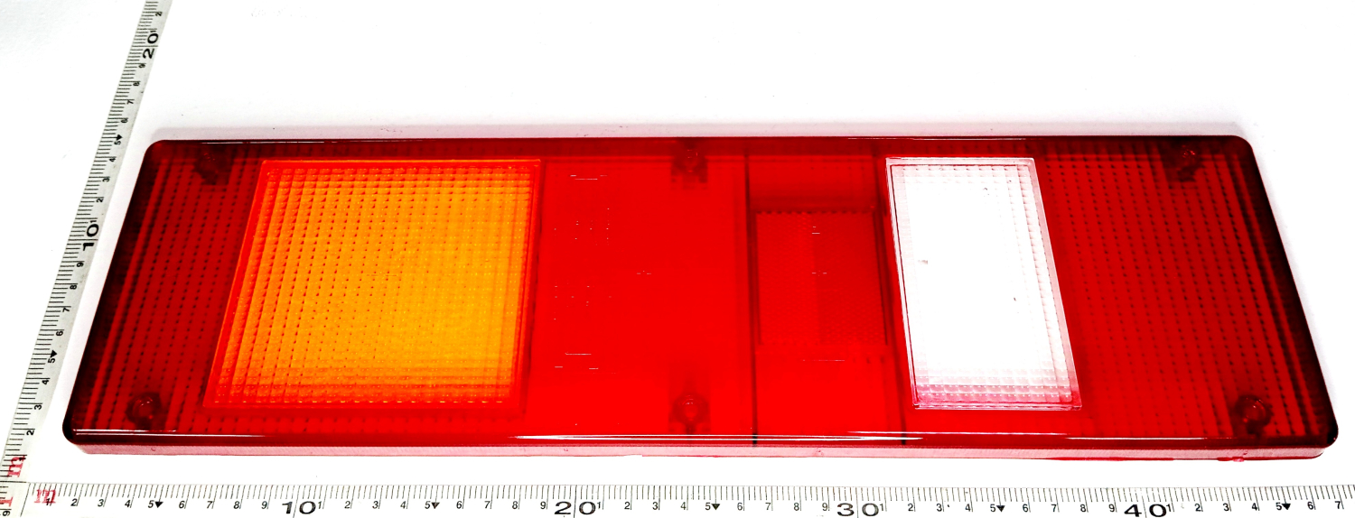 Рассеиватель заднего фонаря 6 отверстий