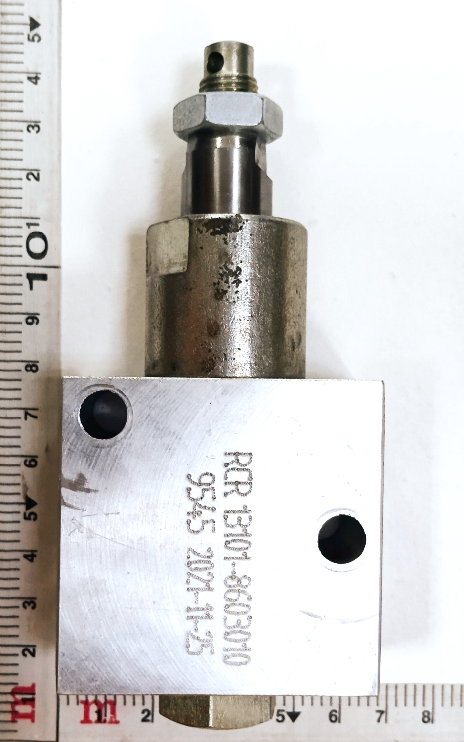 Клапан ограничения пневматический