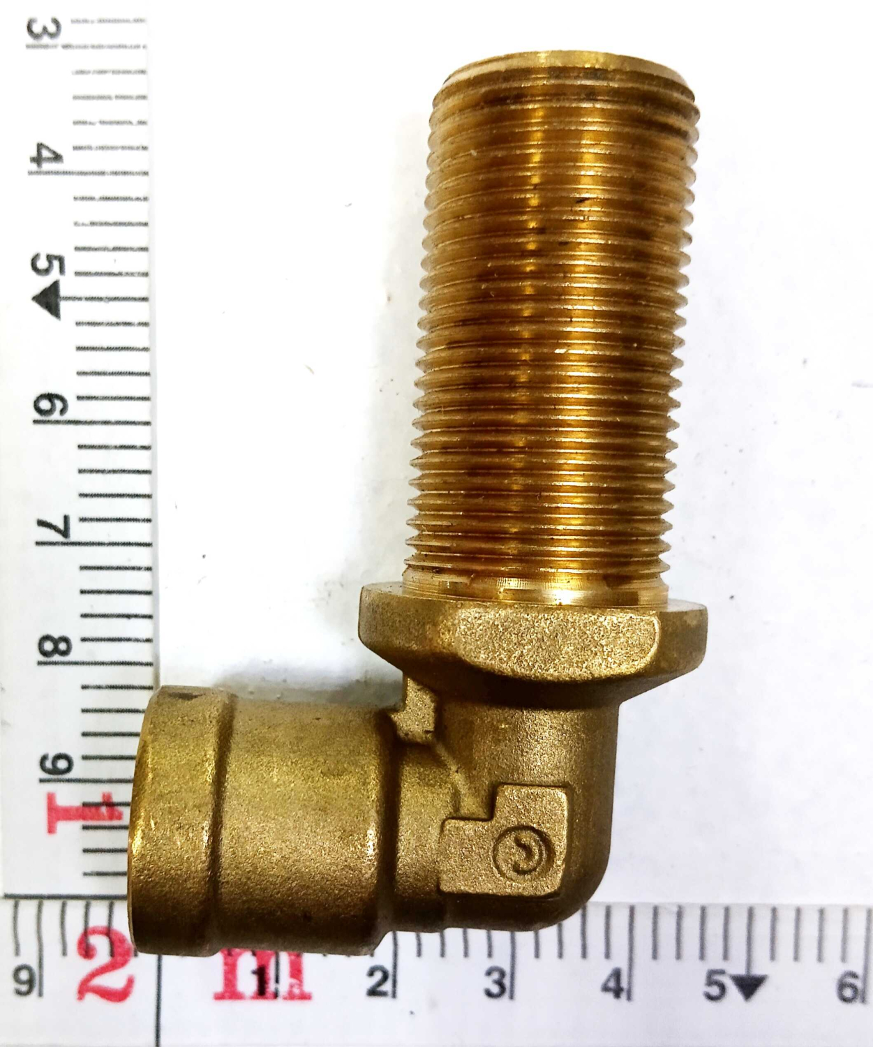 Фитинг металл угловой 12х20 D9500 12-М20х1,5-L=38