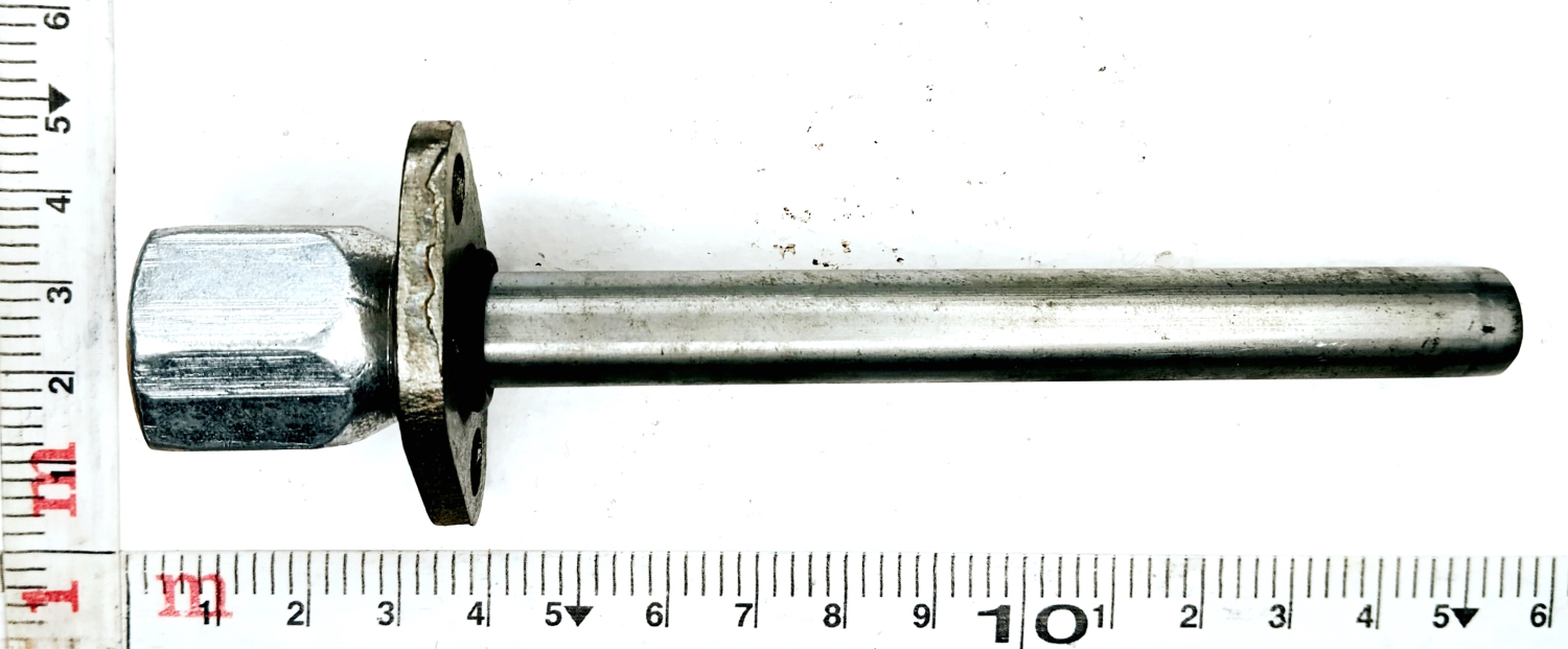 Трубка двухцилиндрового компрессора короткая