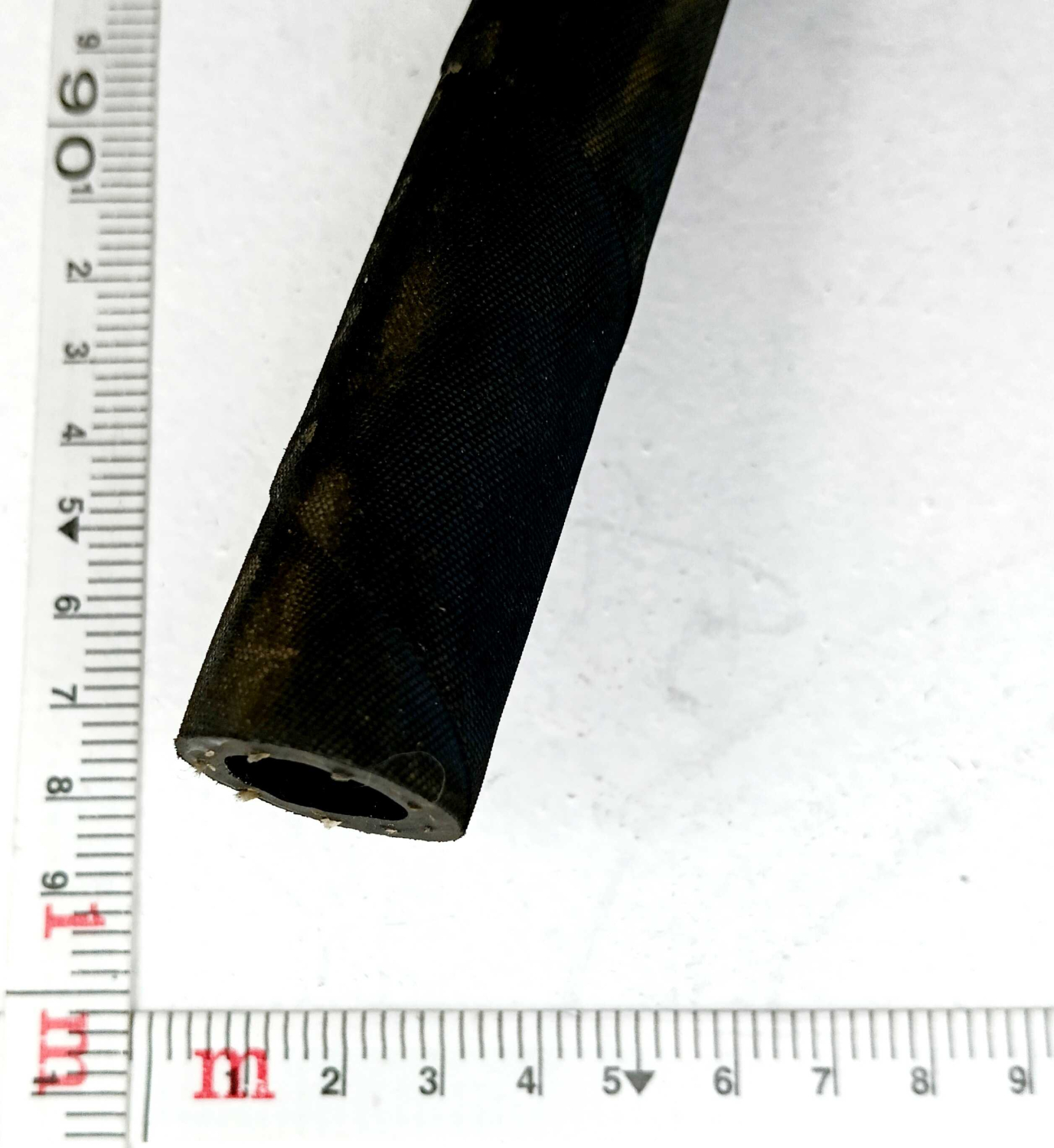 Шланг маслобензостойкий d 16