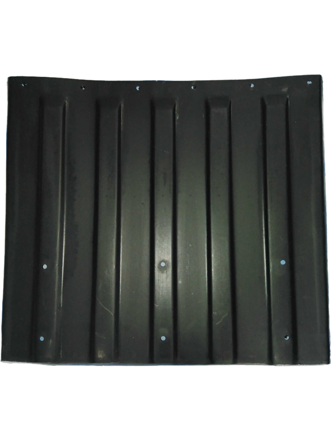 Щиток брызговика пластик