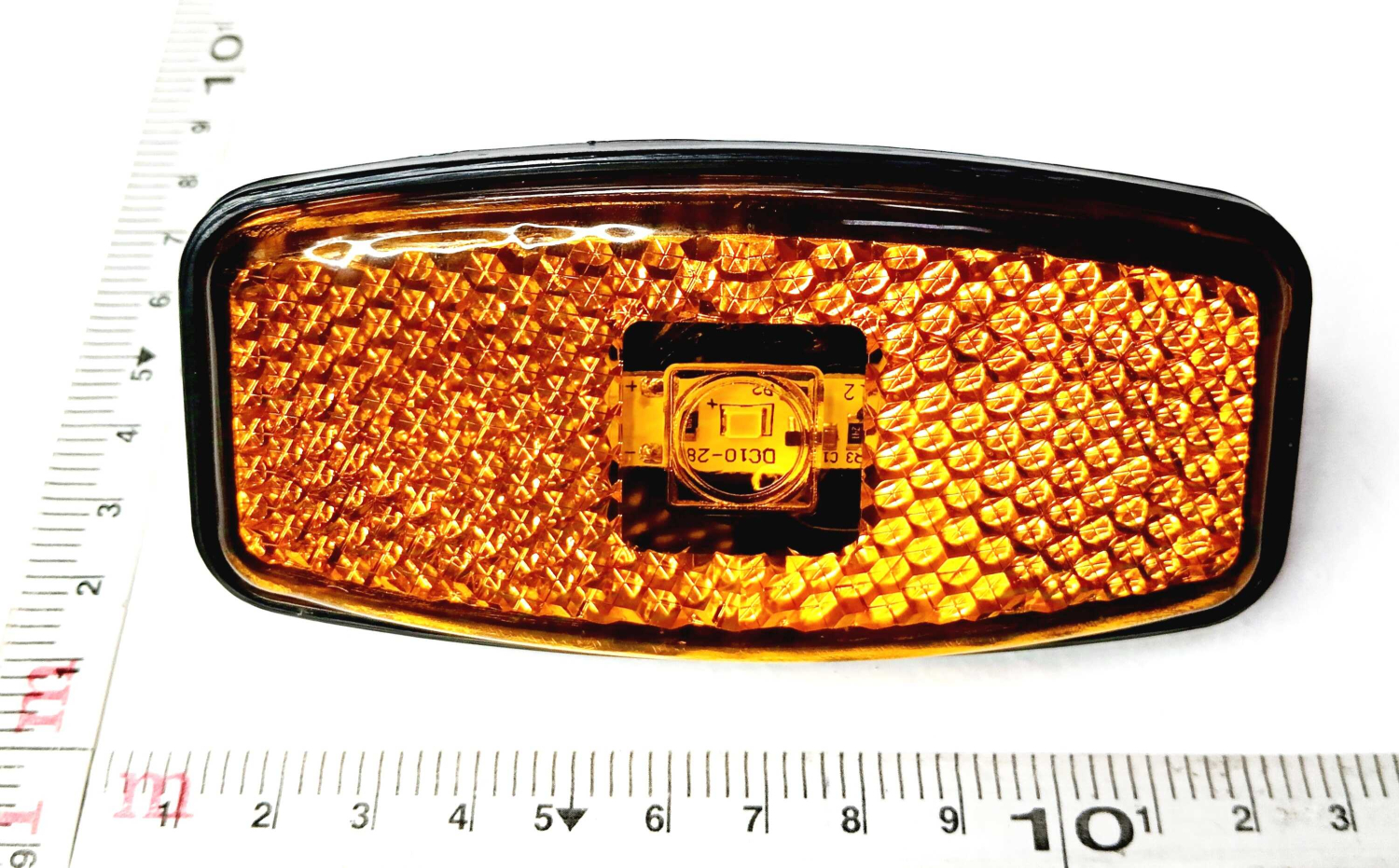 Фонарь габаритный оранжевый L-50 узкий  нового образца 12/24 В маркетный ГФ-07.01