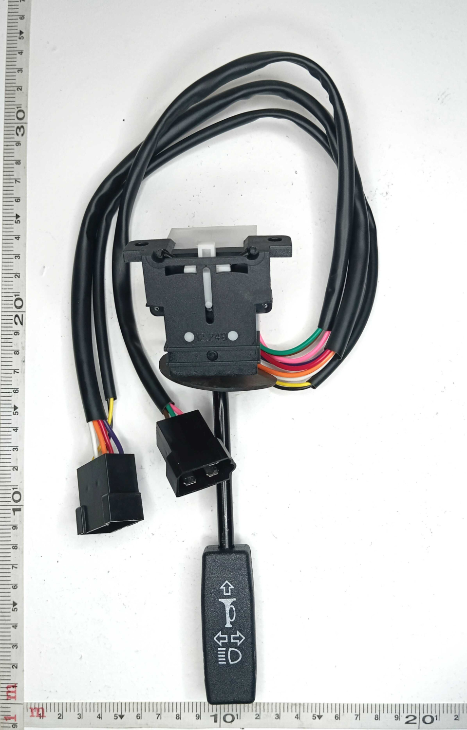 Переключатель подрулевой указателя поворота и света Евро 12/24А