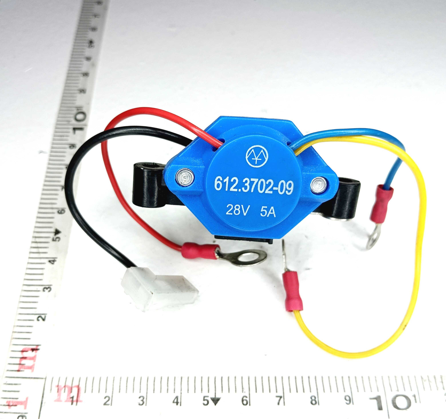 Регулятор напряжения 612 (генератор 4502)