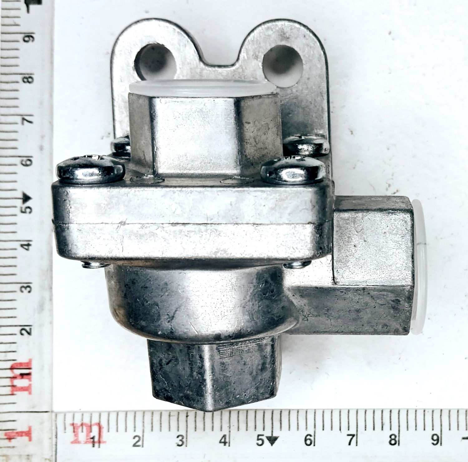 Клапан двухмагистральный