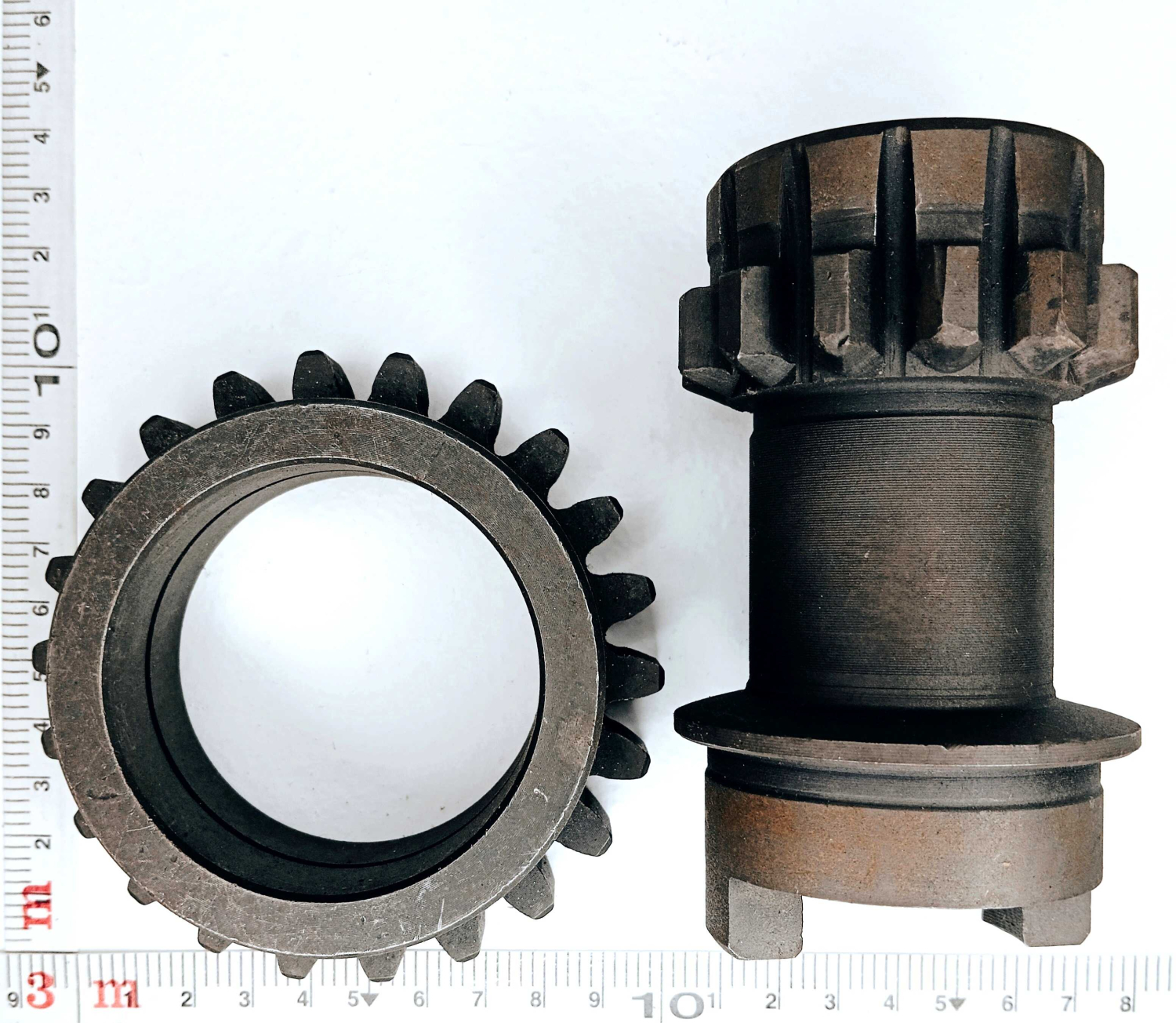 Комплект шестерней КОМ ( 22/13 зубов)