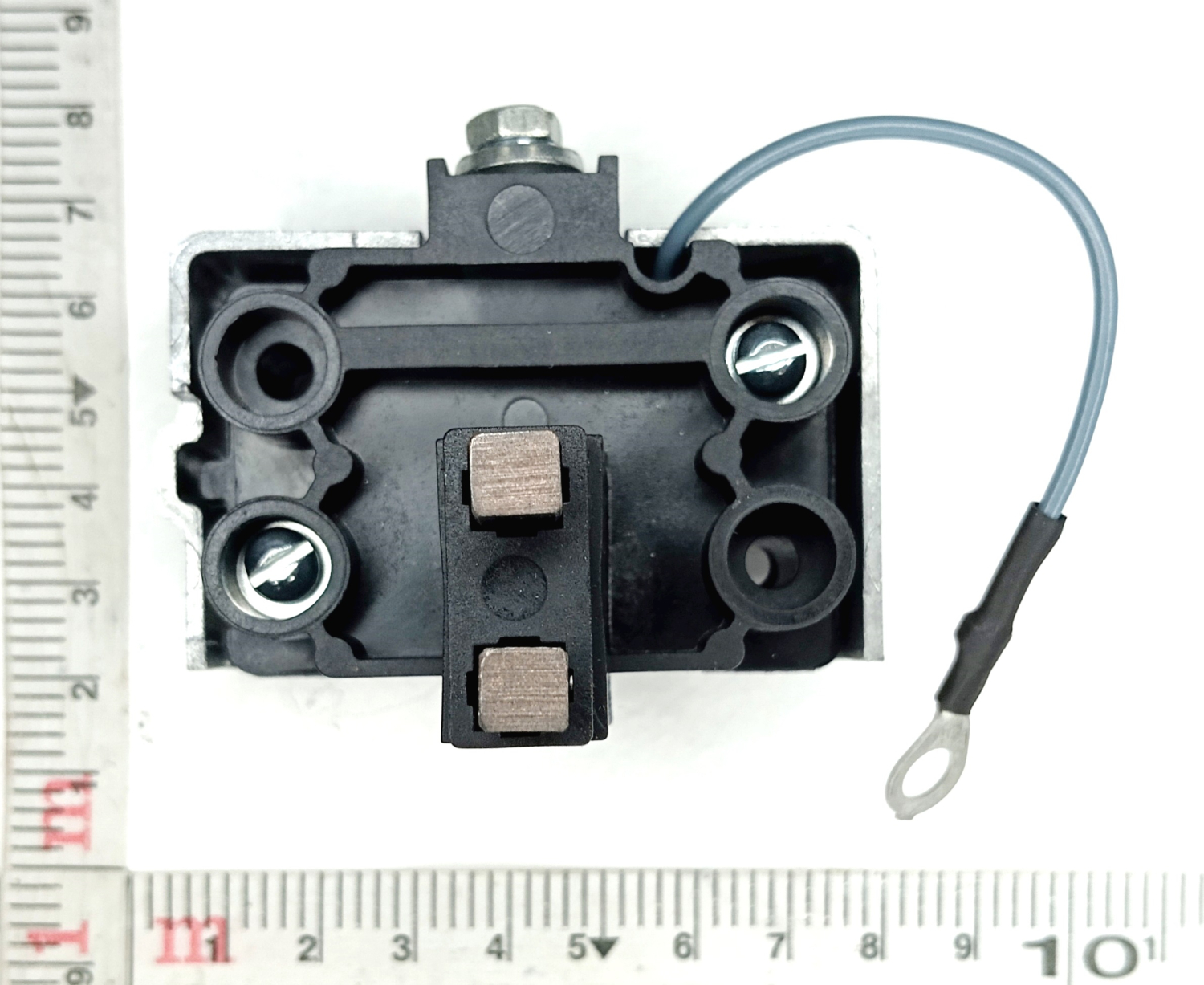 Щеткодержатель генератора 3142,1312 для генераторов 1322.3771-10, 1322-3771-20, 3112-3771, 3122.3771
