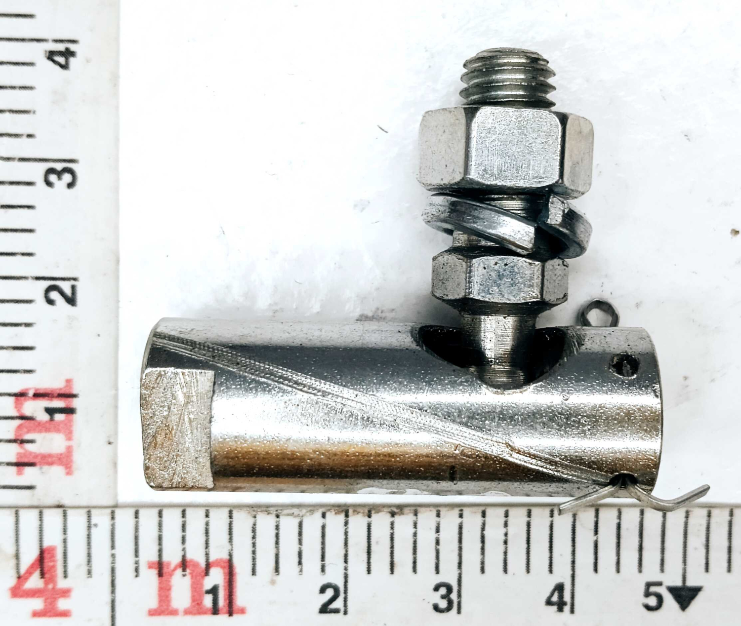 Наконечник тяги газа