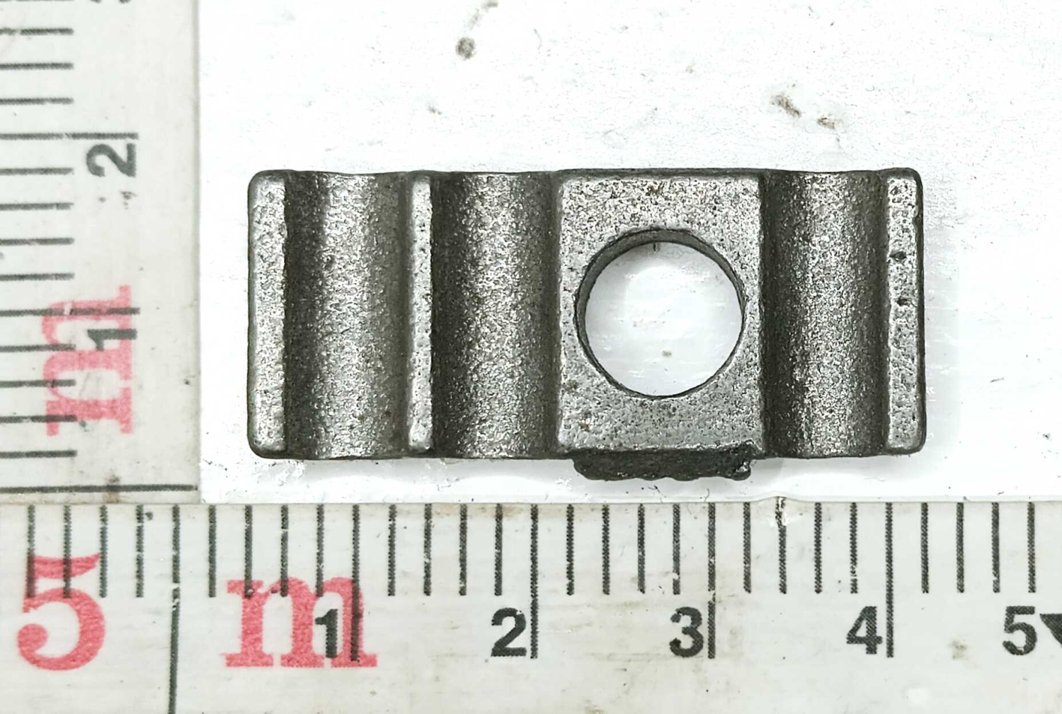 Прижим трубок делителя