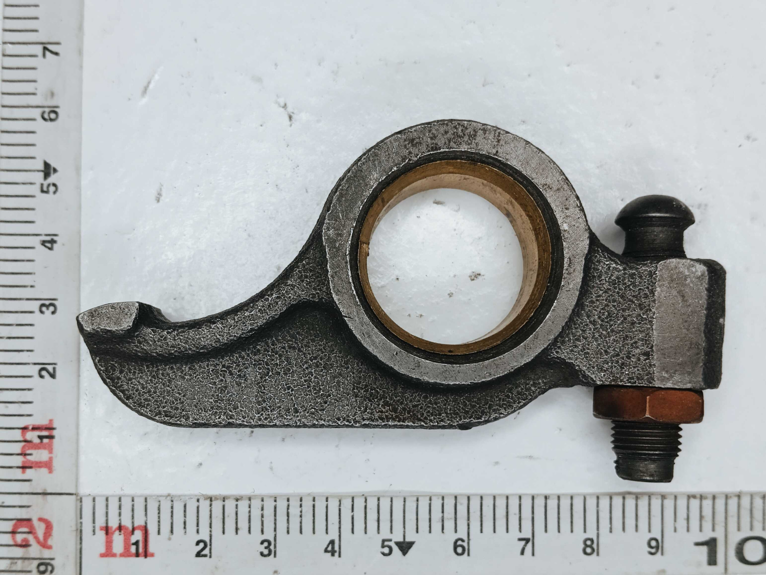 Коромысло в сборе со втулкой