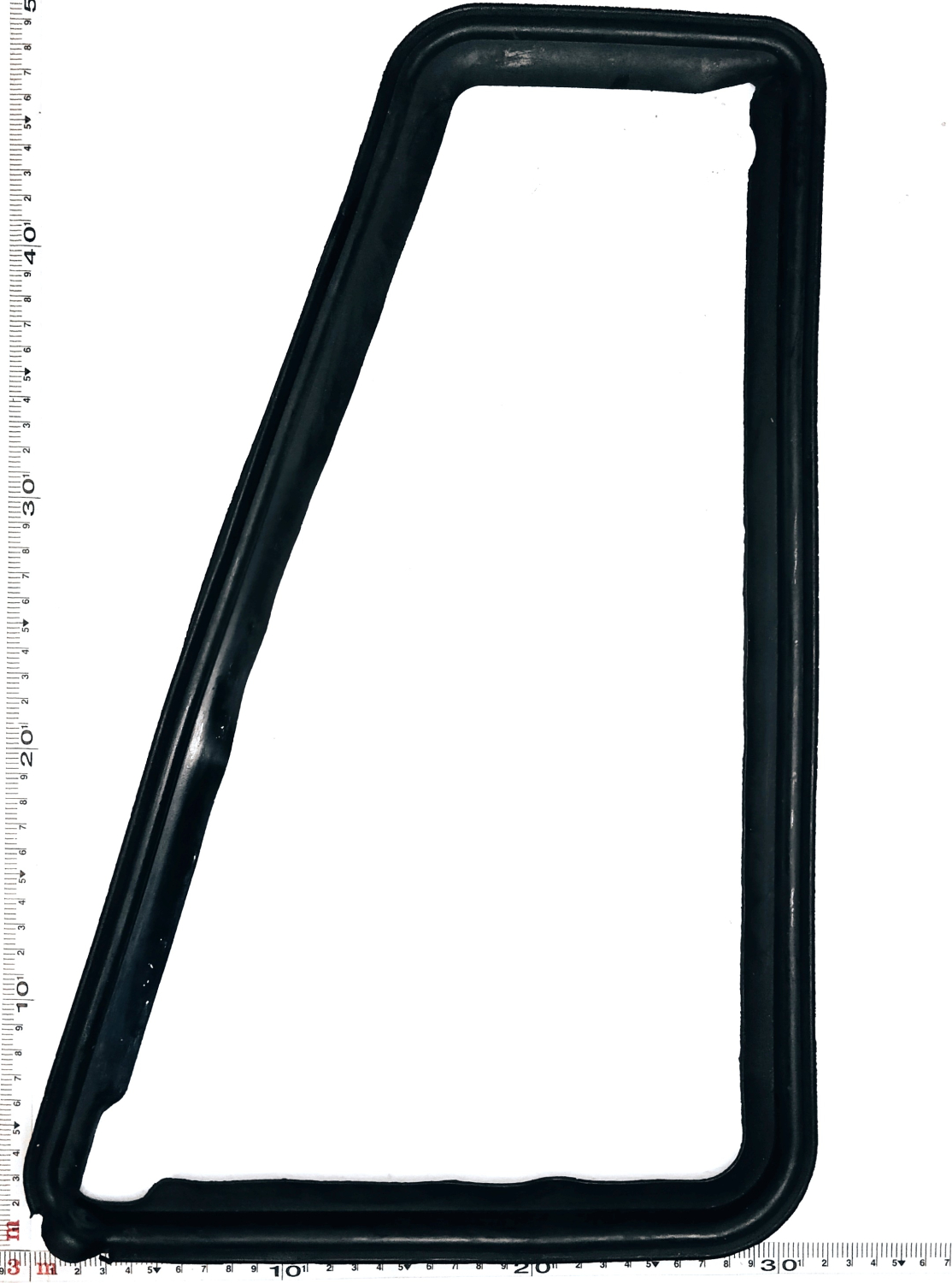 Уплотнитель форточки левый