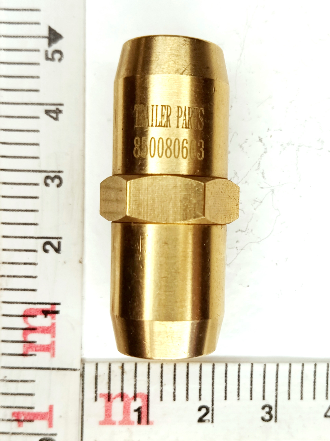 Фитинг соединительный Т8хТ8 латунь, разборный