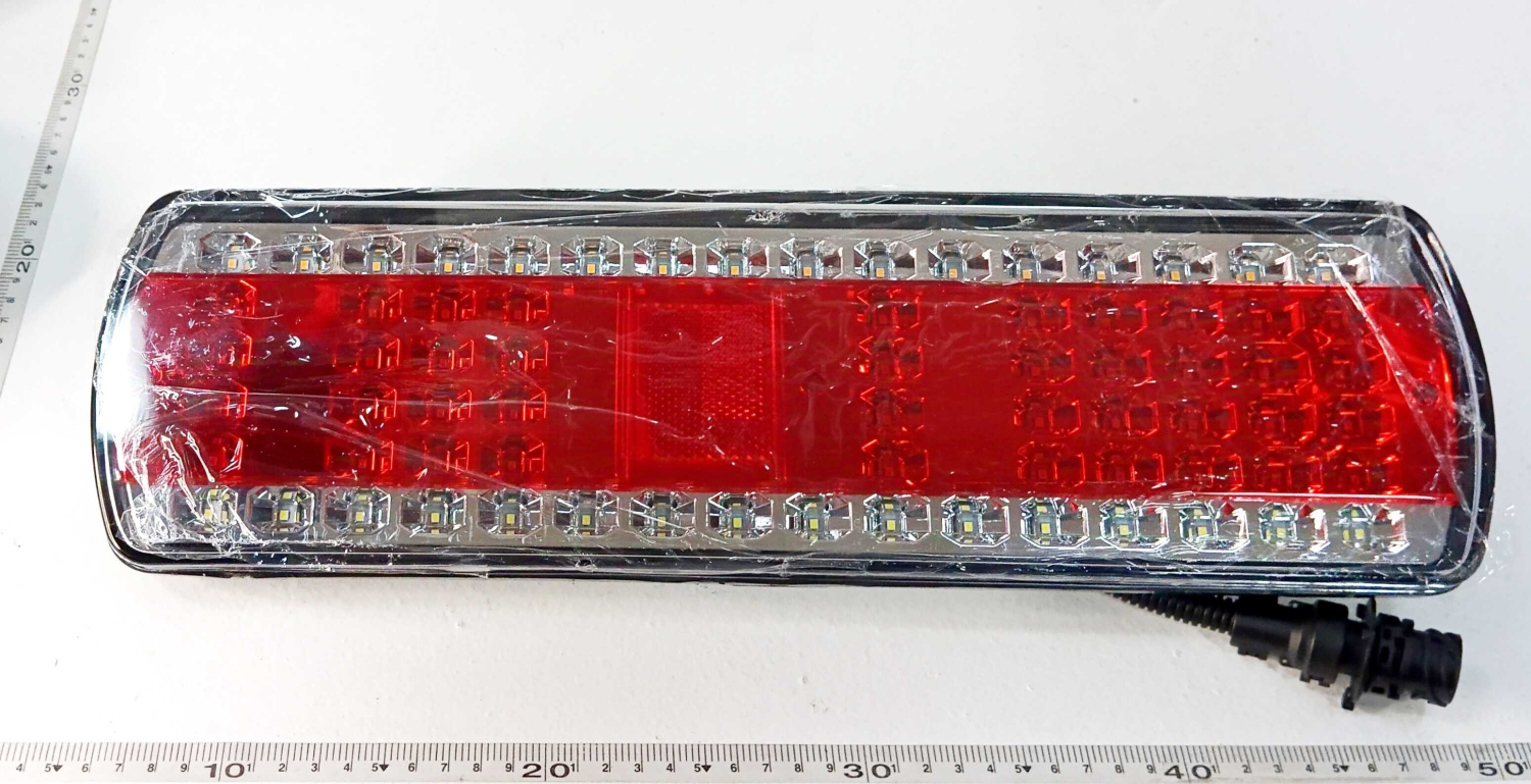 Фонарь задний левый с бегущим указателем поворота светодиодный  со жгутом ФП012 АЕ / АВТОЭЛЕКТРИКА