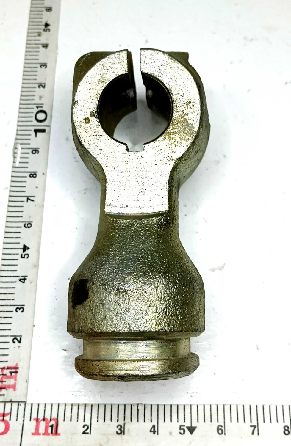 Головка передней тяги