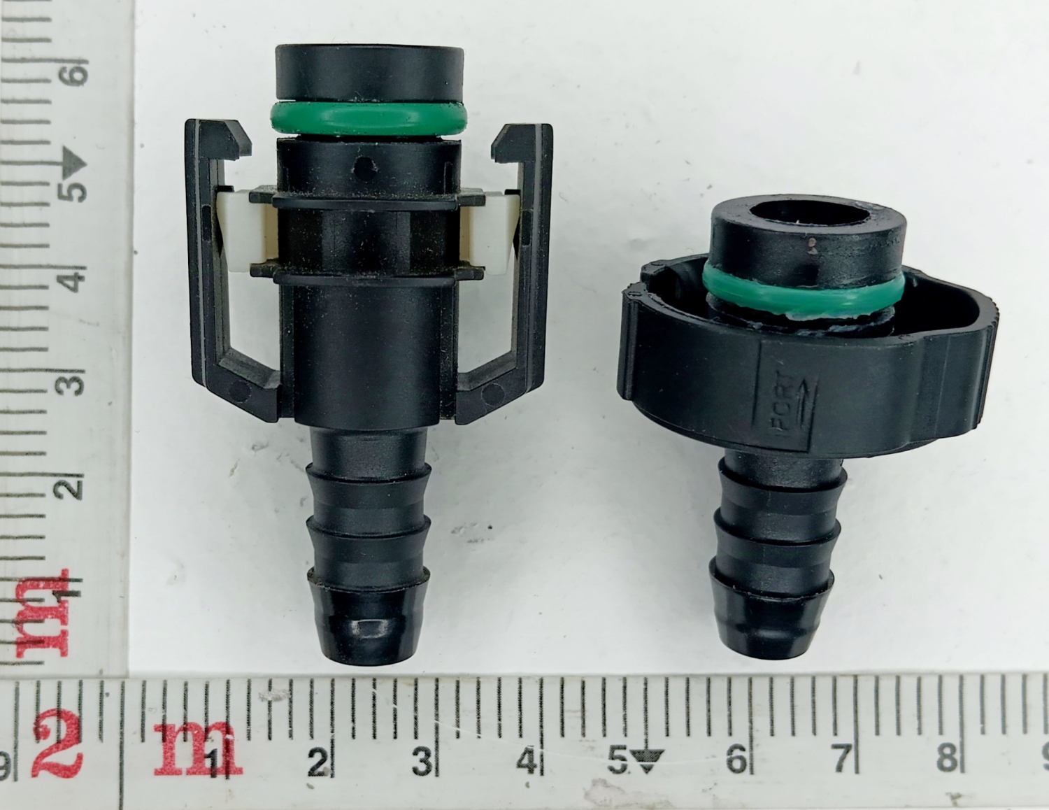 Штуцер быстросъемный топливной трубки D-16 (прямой) под Ø15 трубку