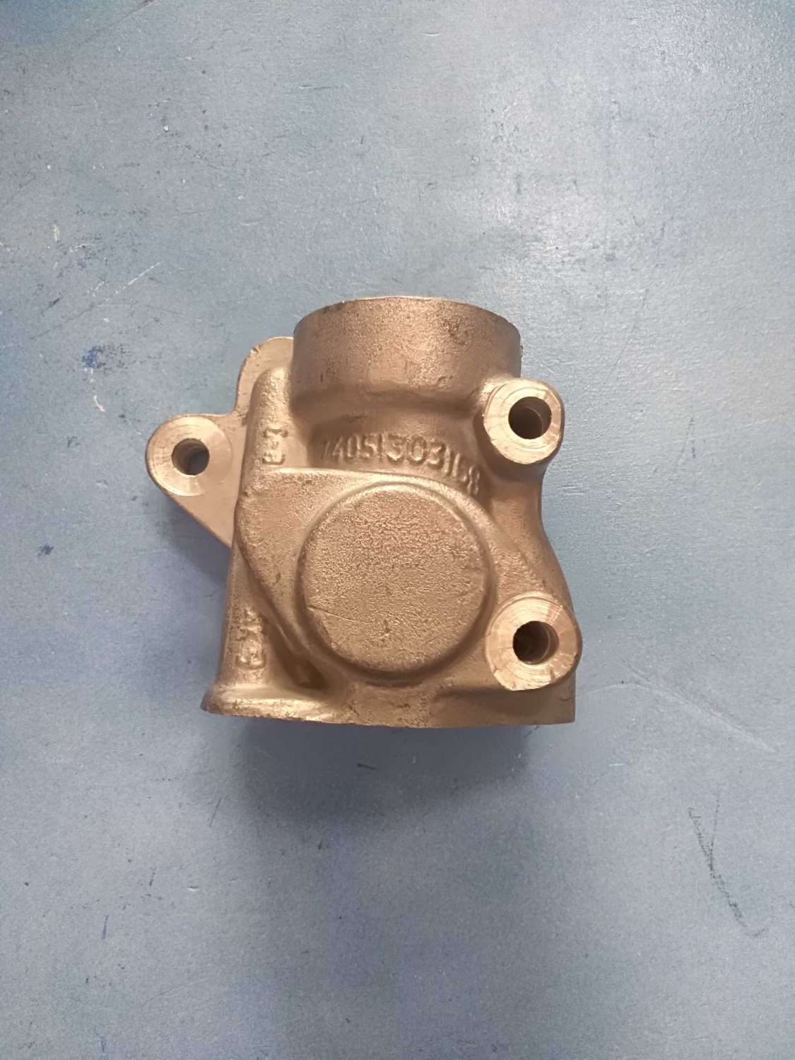 Патрубок подводящей трубы