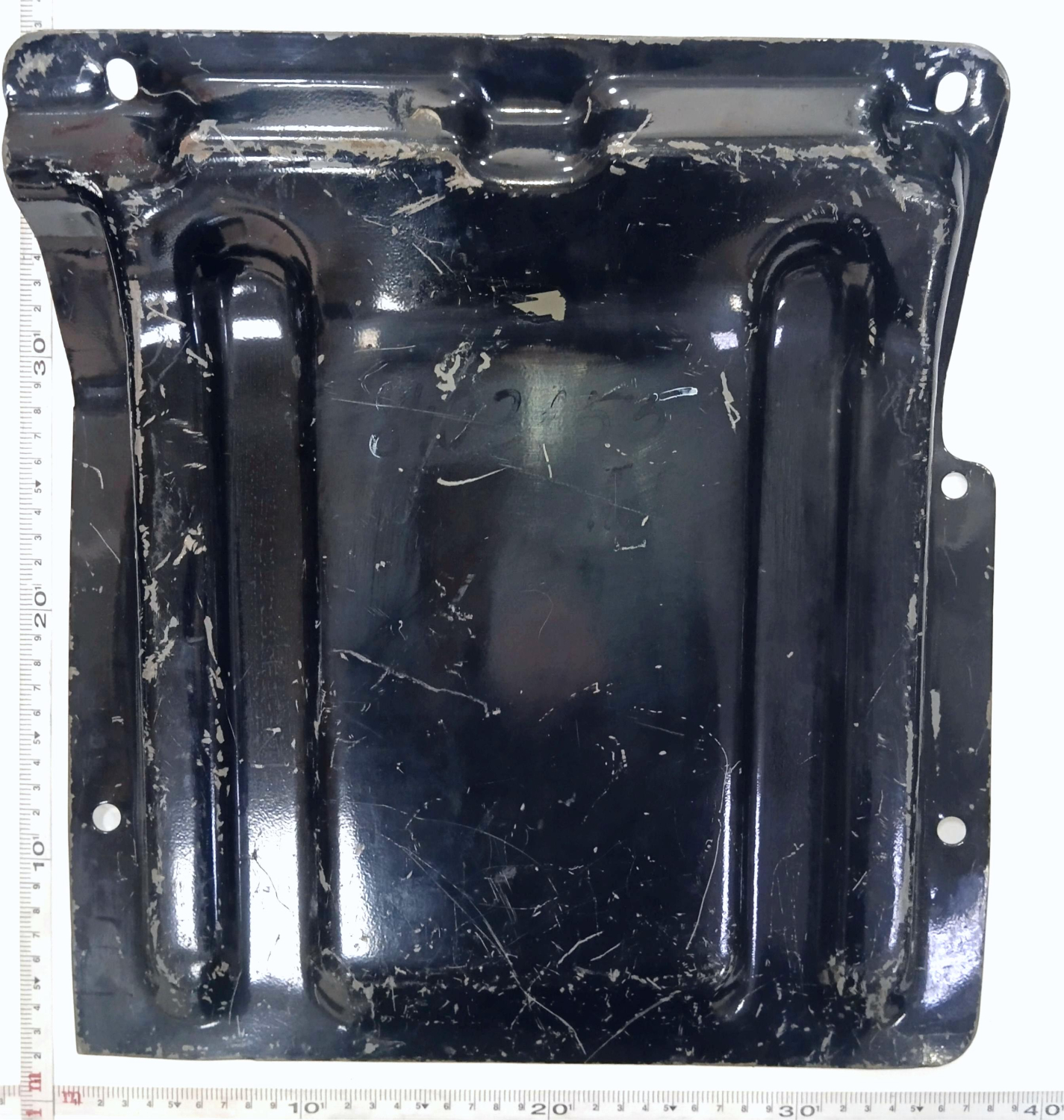 Кронштейн заднего крыла левый