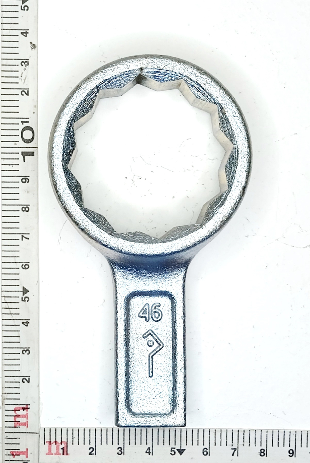 Ключ накидной 46