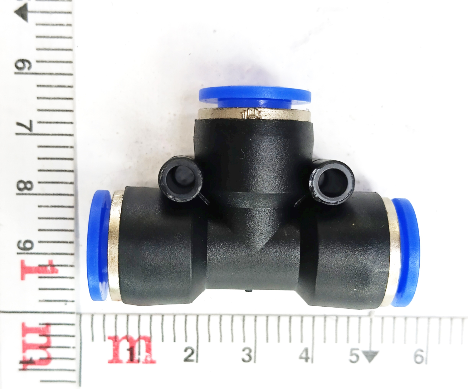 Фитинг тройник 10 мм