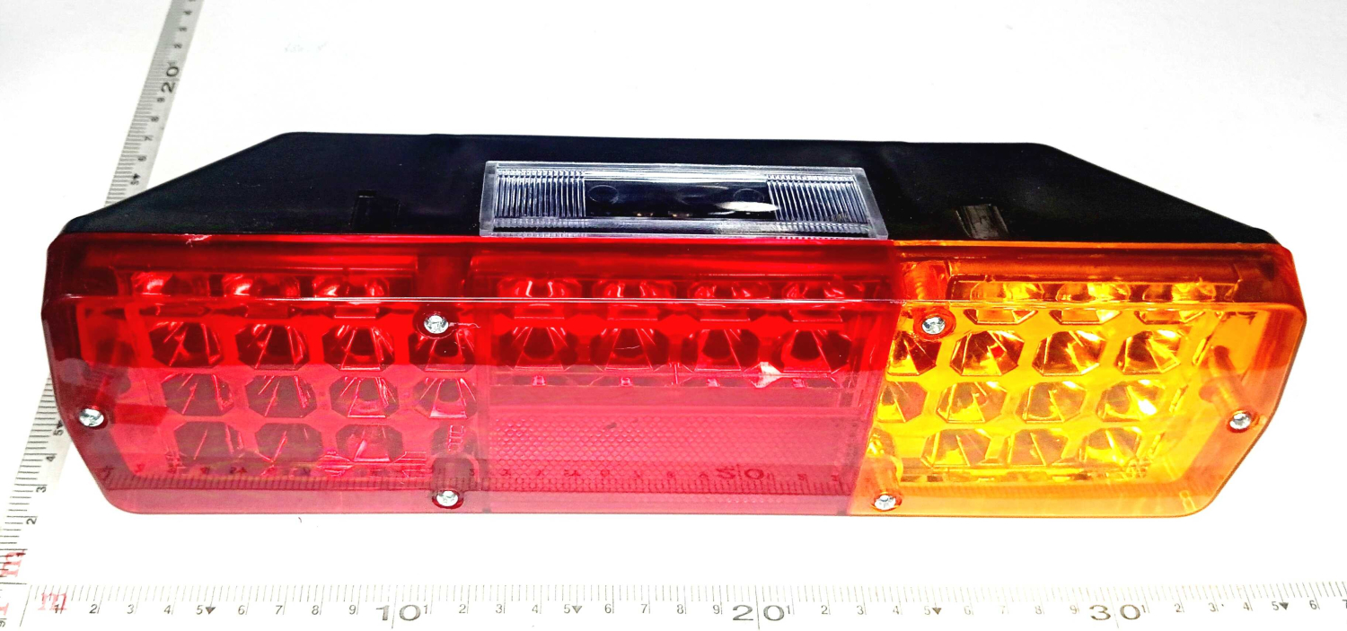 Фонарь задний светодиодный левый