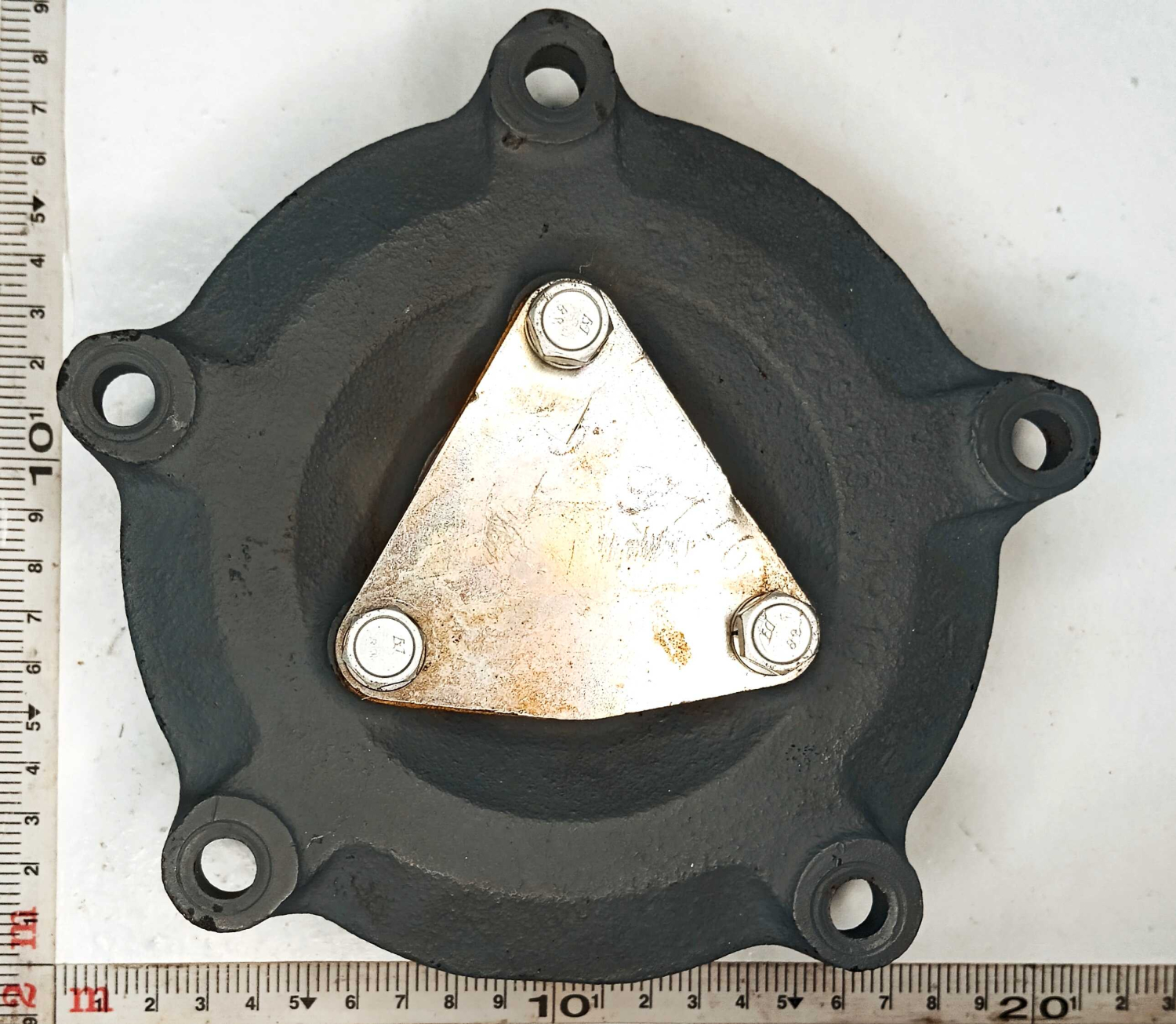 Корпус заднего подшипника в сборе