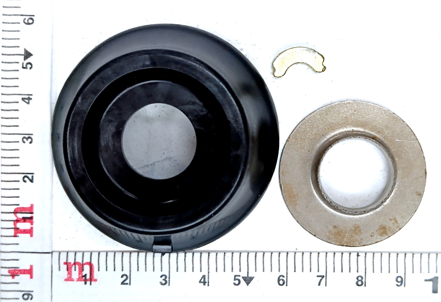 Ремкомплект ОДНОЙ ручки двери 3 наименования, 3 детали