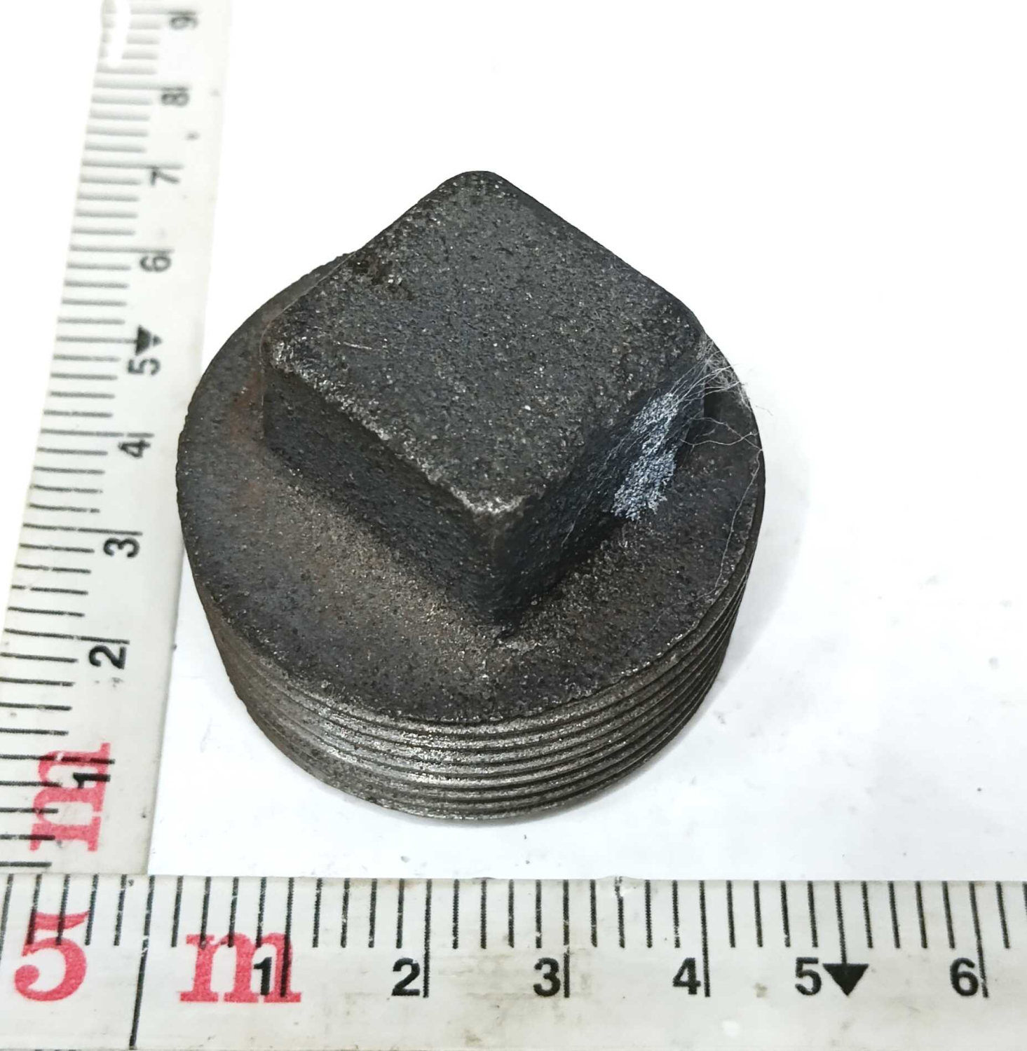 Пробка редуктора крупная резьба