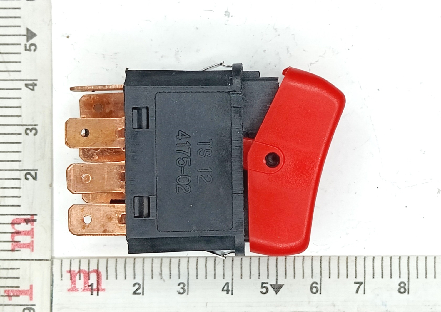 Клавиша аварийной сигнализации 5490 МВ