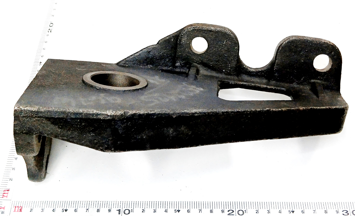 Кронштейн тормозной камеры 96741 левый / НЕФАЗ