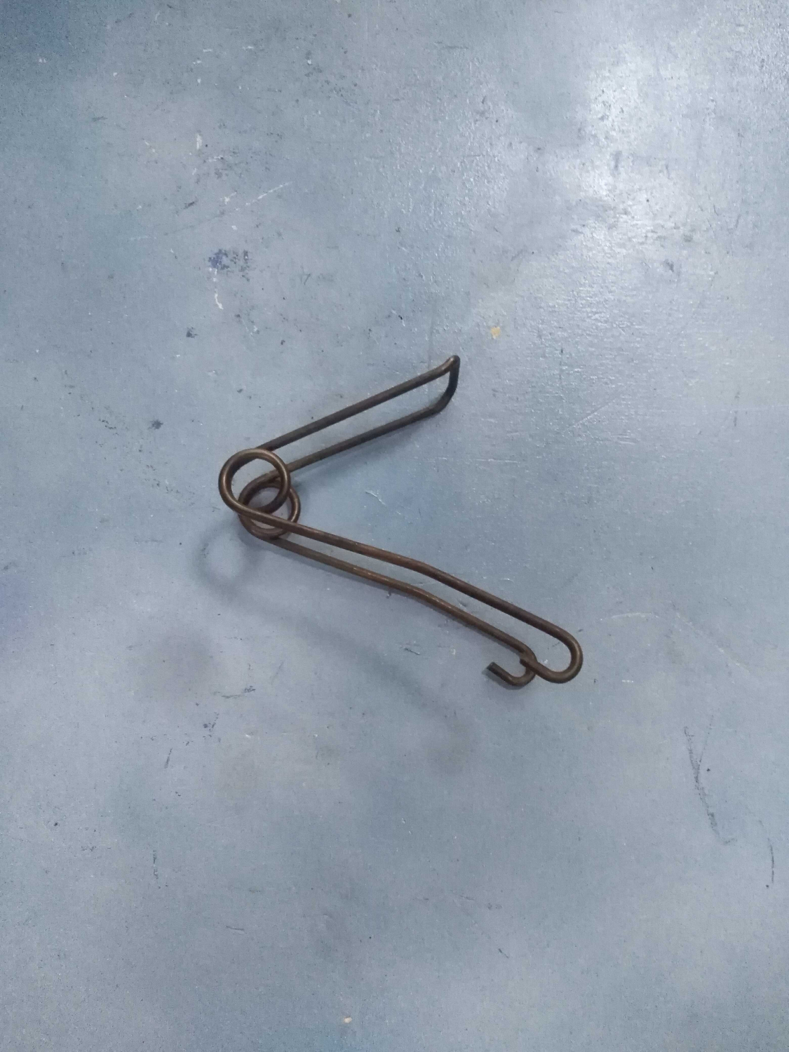 Пружина рычага сцепления