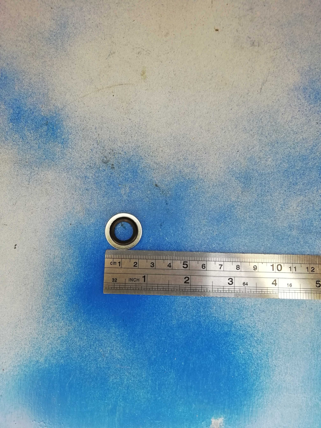 Шайба резинометаллическая d12