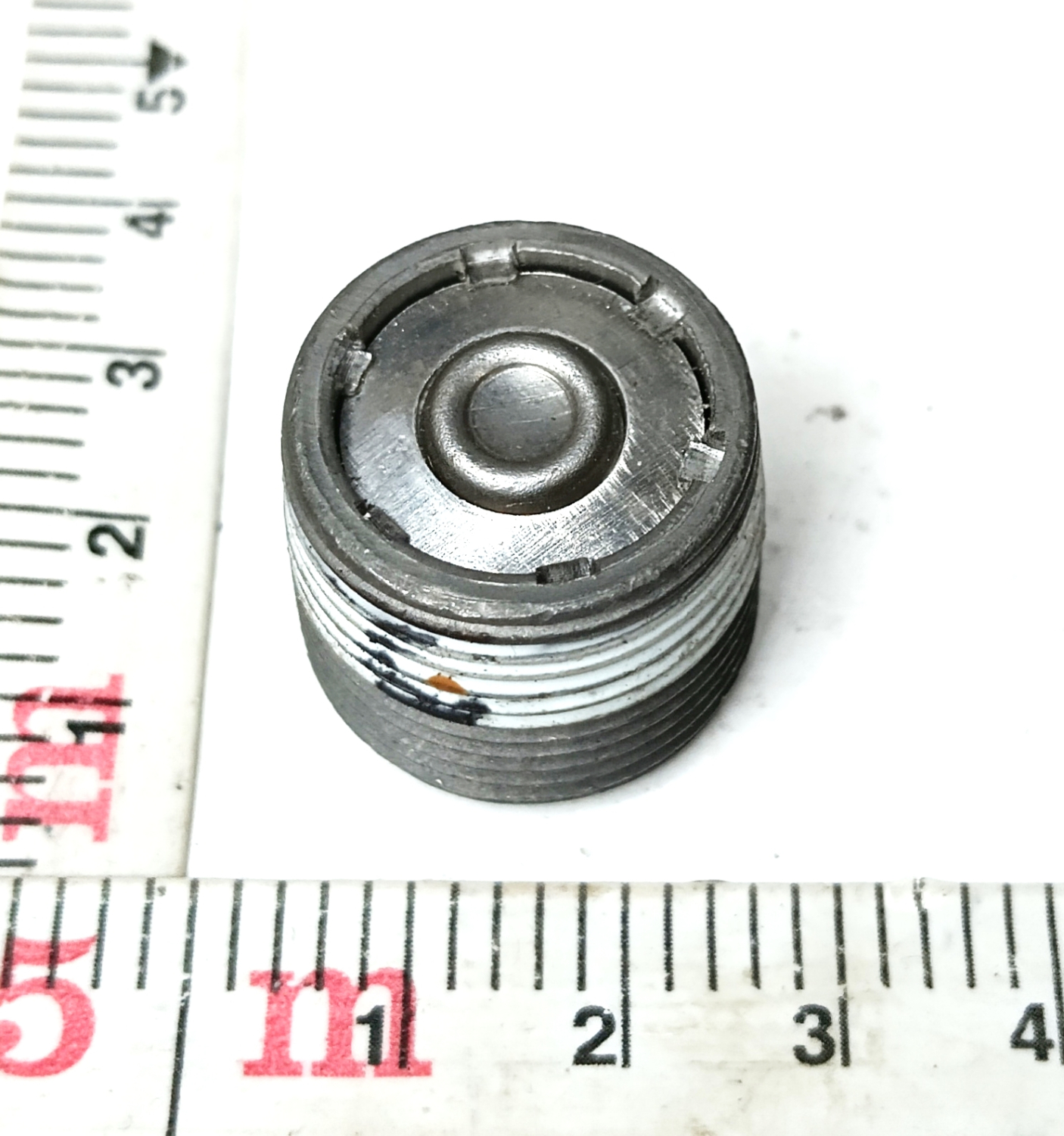 Пробка сливная магнитная моста