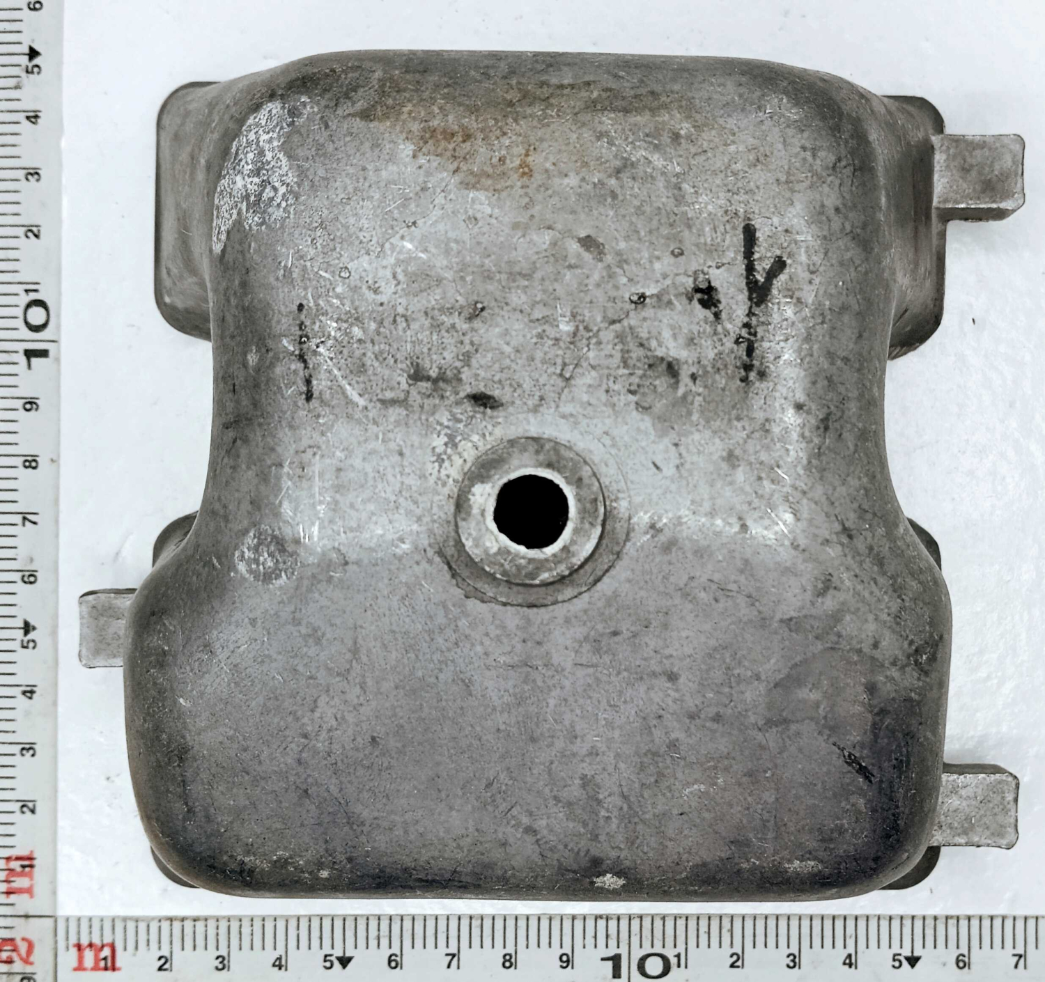 Крышка клапанов