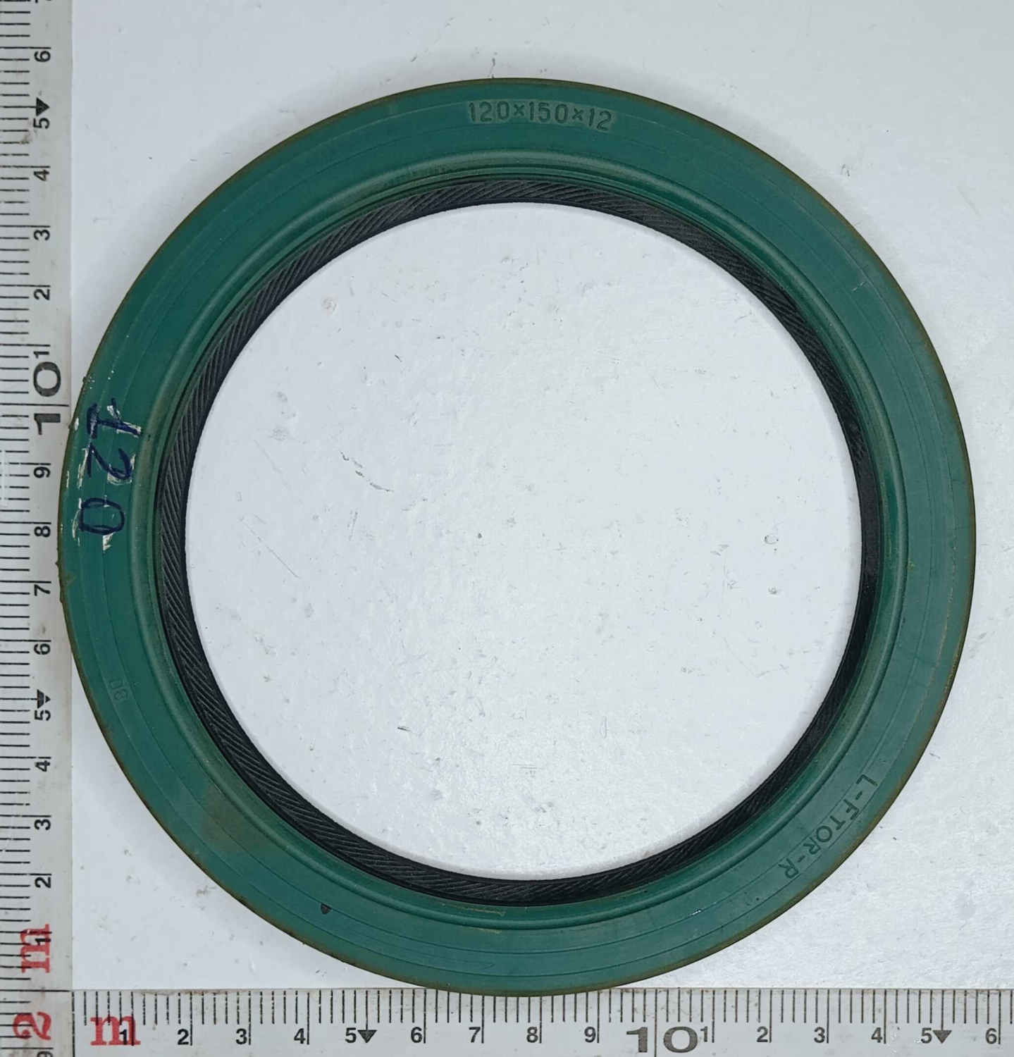 Сальник 120х150х12 коленчатого вала задний Евро силикон 