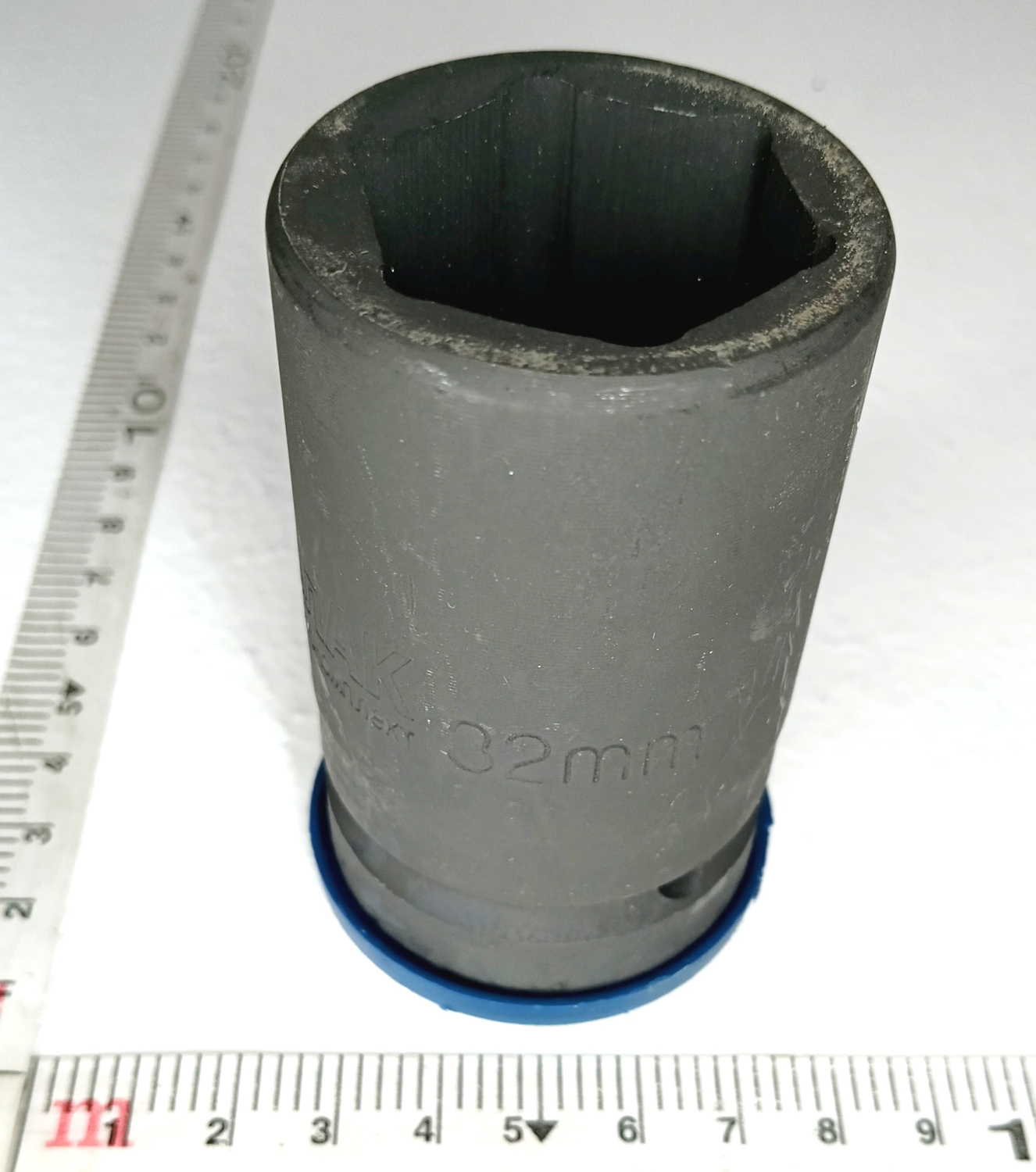 Головка для гайковерта 32