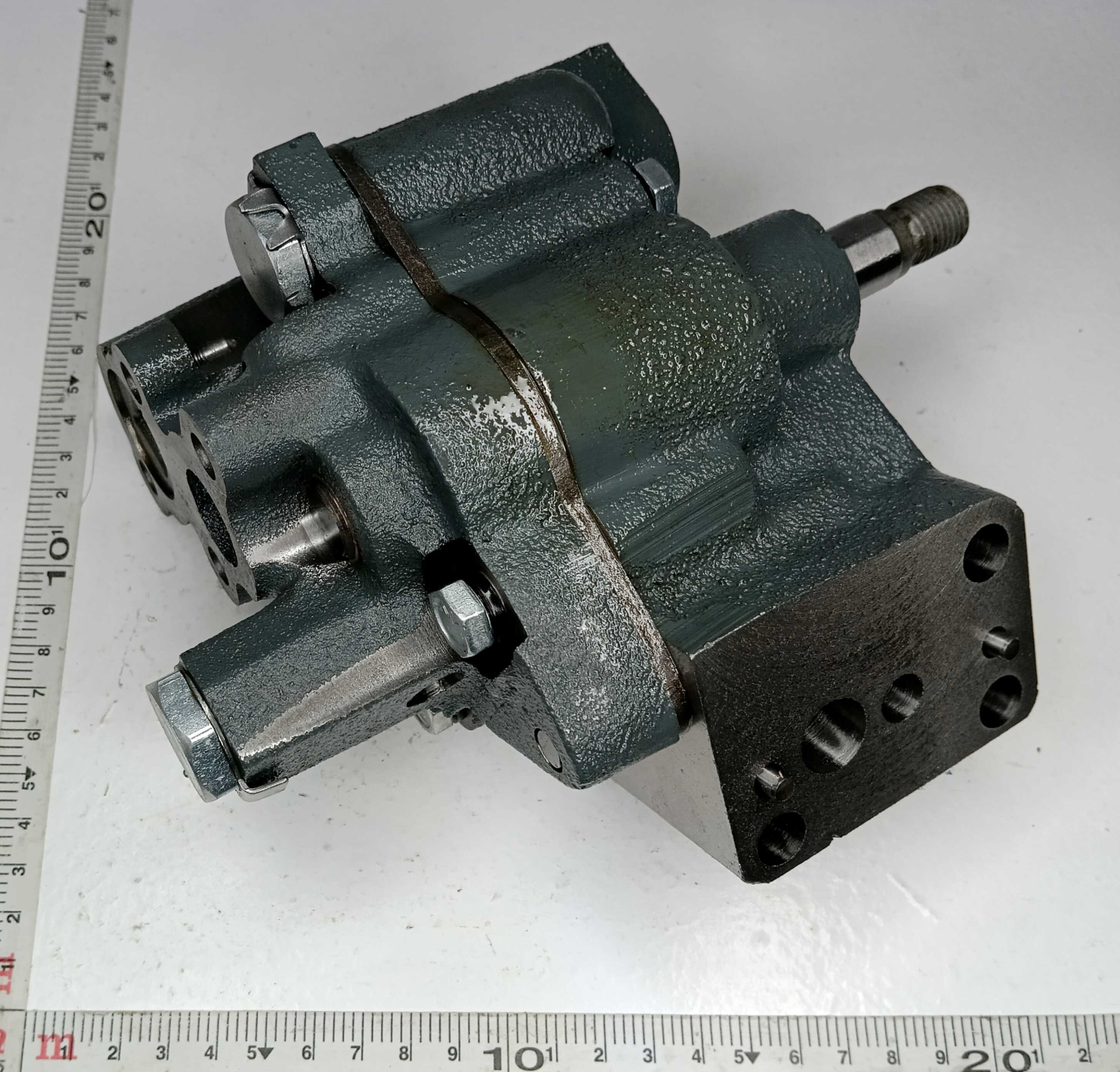 Насос масляный без шестерни / ЗАВОД